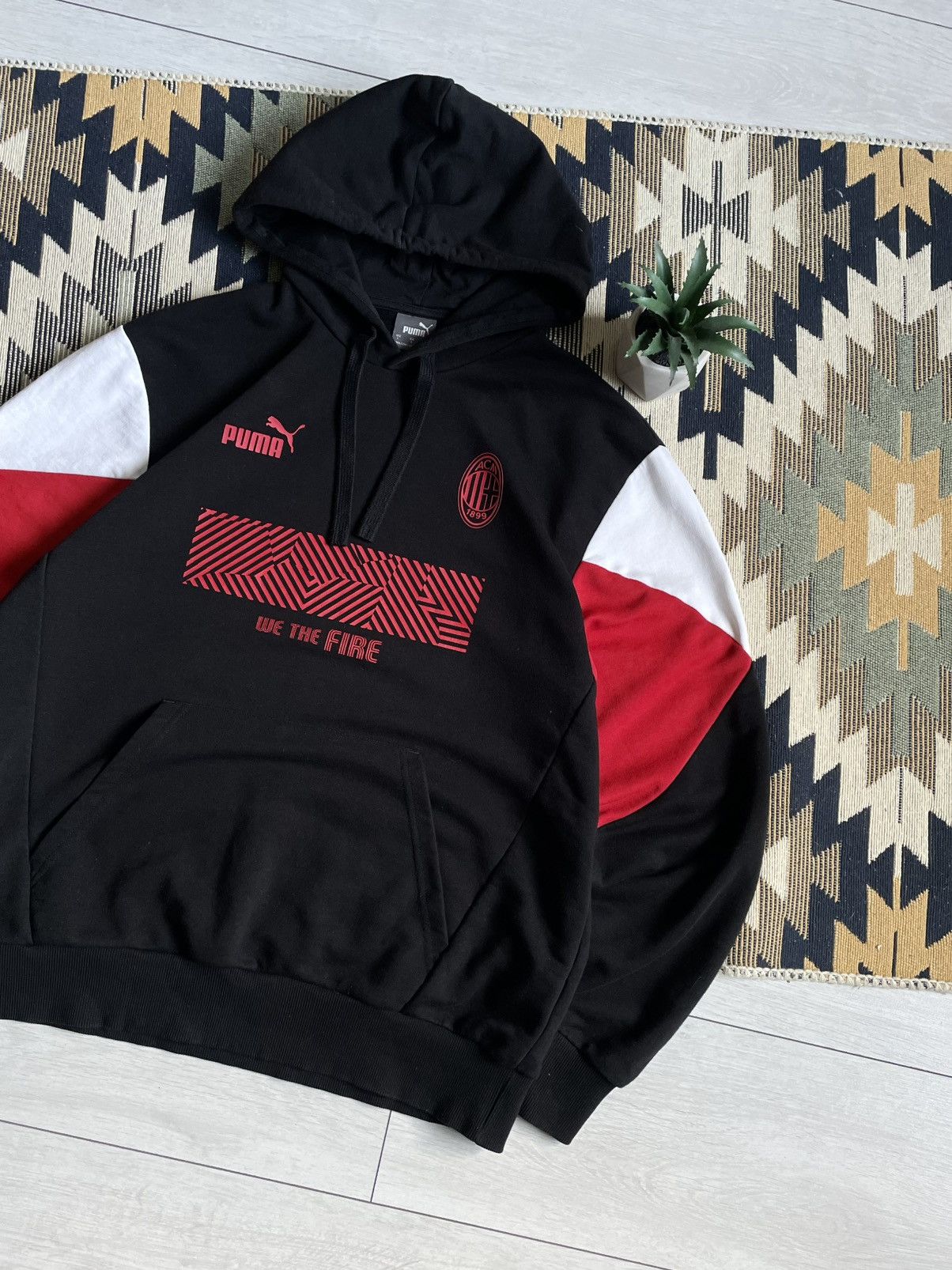 Puma Vintage Puma AC Milan Soccer Blockcore Hoodie Size US L / EU 52-54 / 3 - 3 Thumbnail