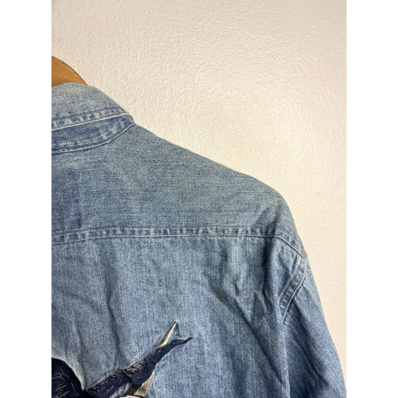 Harley Davidson VINTAGE Harley-Davidson Denim Shirt Mens Small Blue Eagle Embroidered Biker Shirt Size US S / EU 44-46 / 1 - 3 Thumbnail