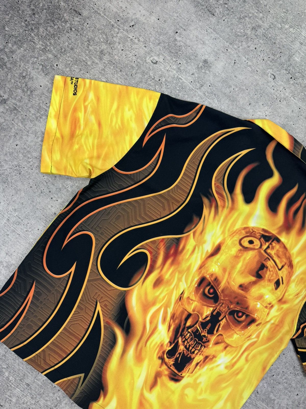 Universal Studios Universal Studios Vintage Terminator T2 Movie 90’s Shirt S Size US S / EU 44-46 / 1 - 16 Thumbnail