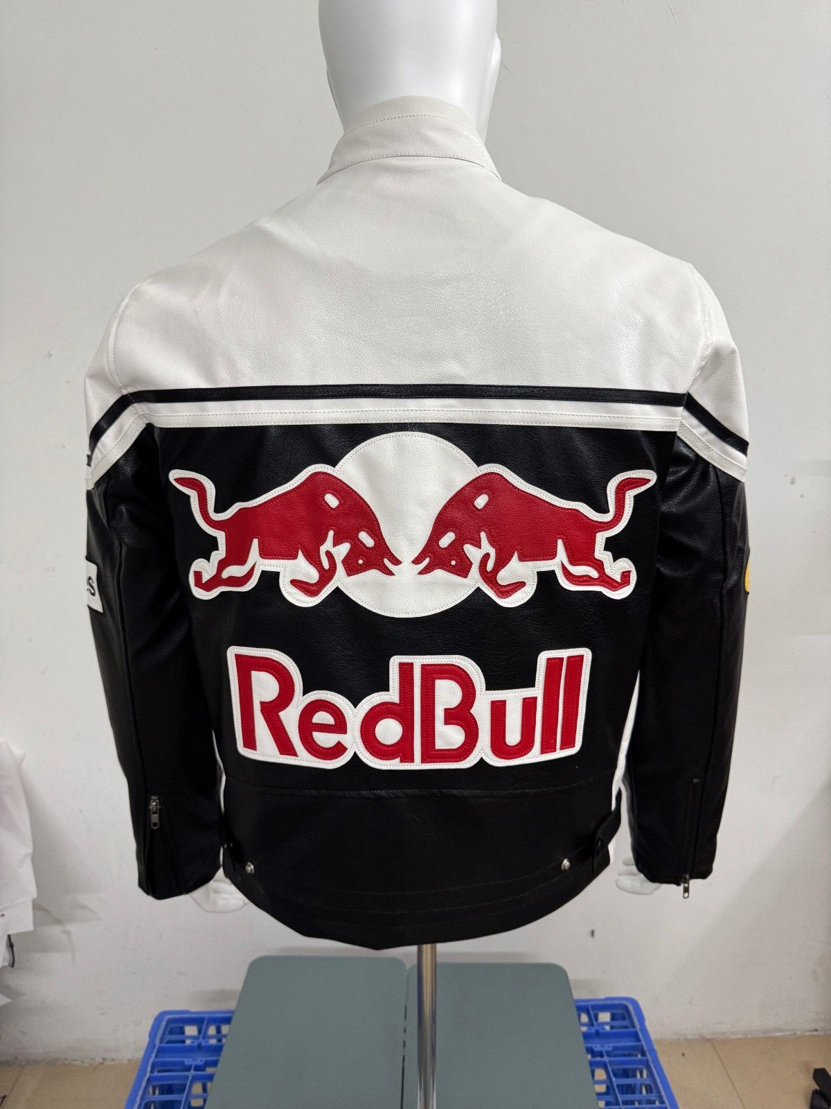 Red Bull Red Bull Racing Jacket Size US S / EU 44-46 / 1 - 2 Thumbnail