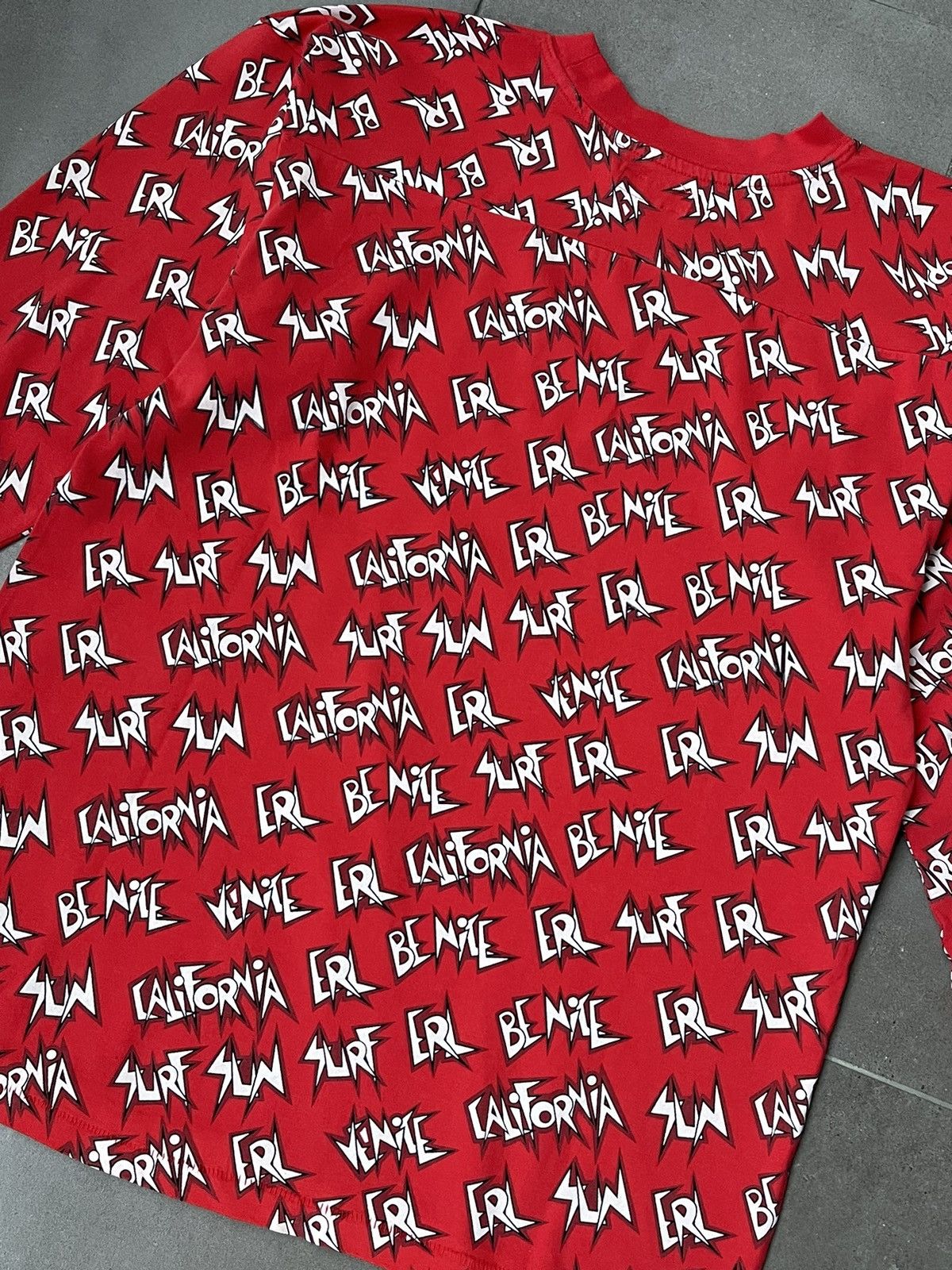 ERL DS! SS23 ERL All Over Logo Sunscreen Red Long Sleeve Size US M / EU 48-50 / 2 - 17 Thumbnail