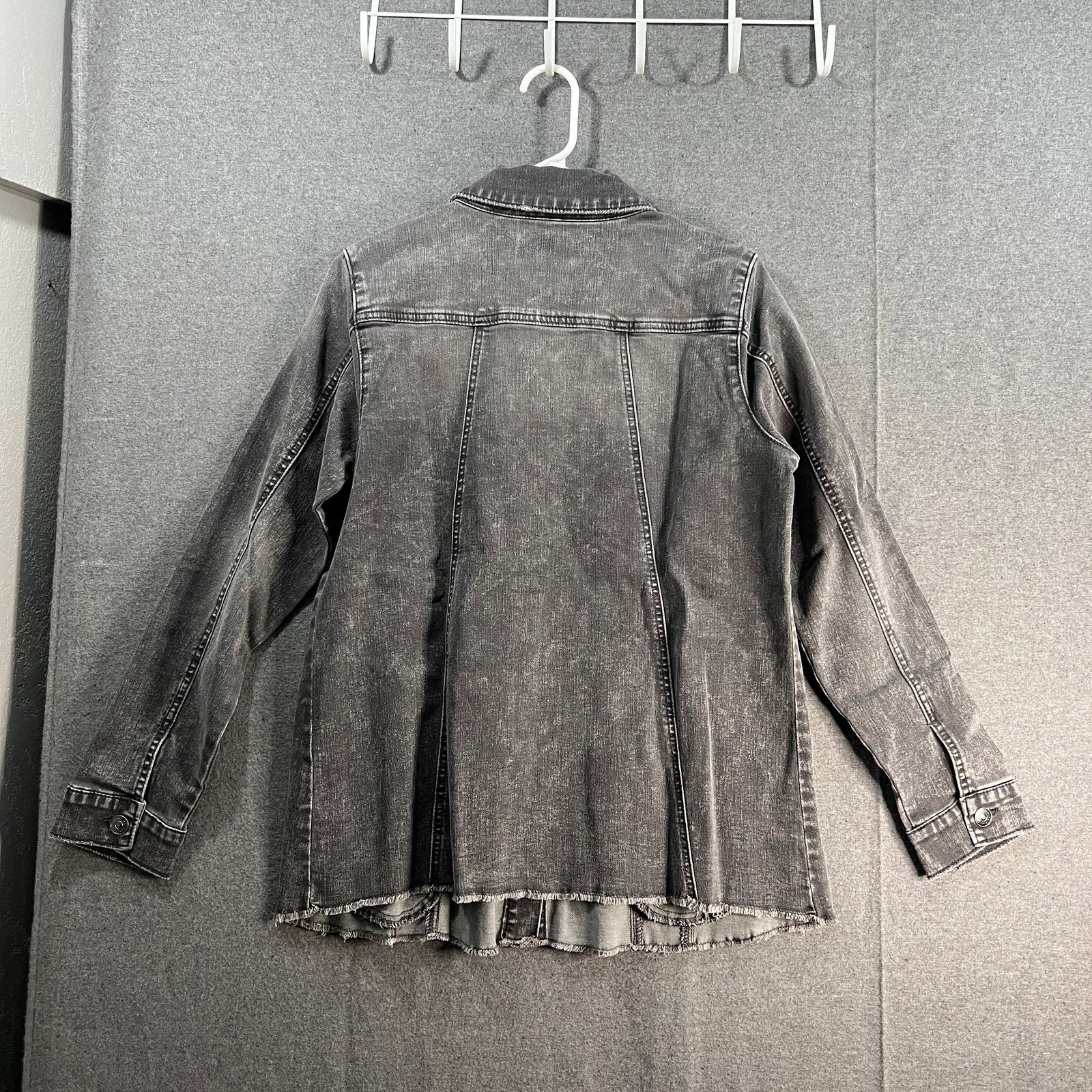 Other LOGO by Lori Goldstein Jeans Jacket Womens Size M / US 6-8 / IT 42-44 - 2 Thumbnail