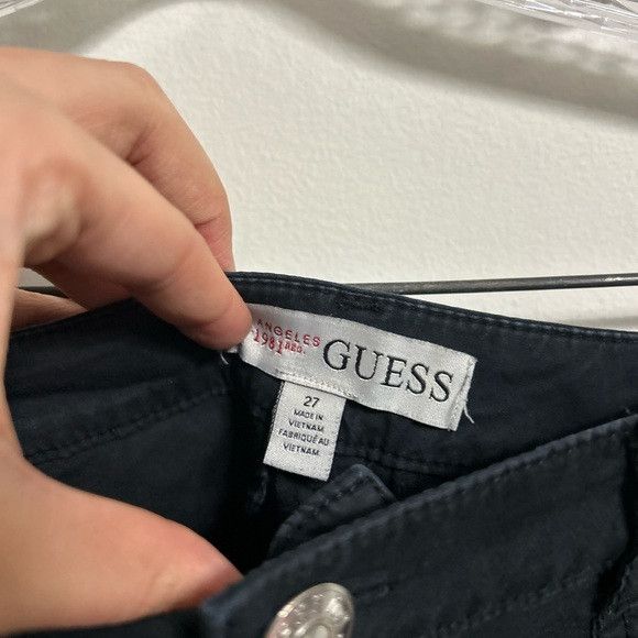 Guess Guess Black Cargo Shorts Size 27" / US 4 / IT 40 - 3 Thumbnail