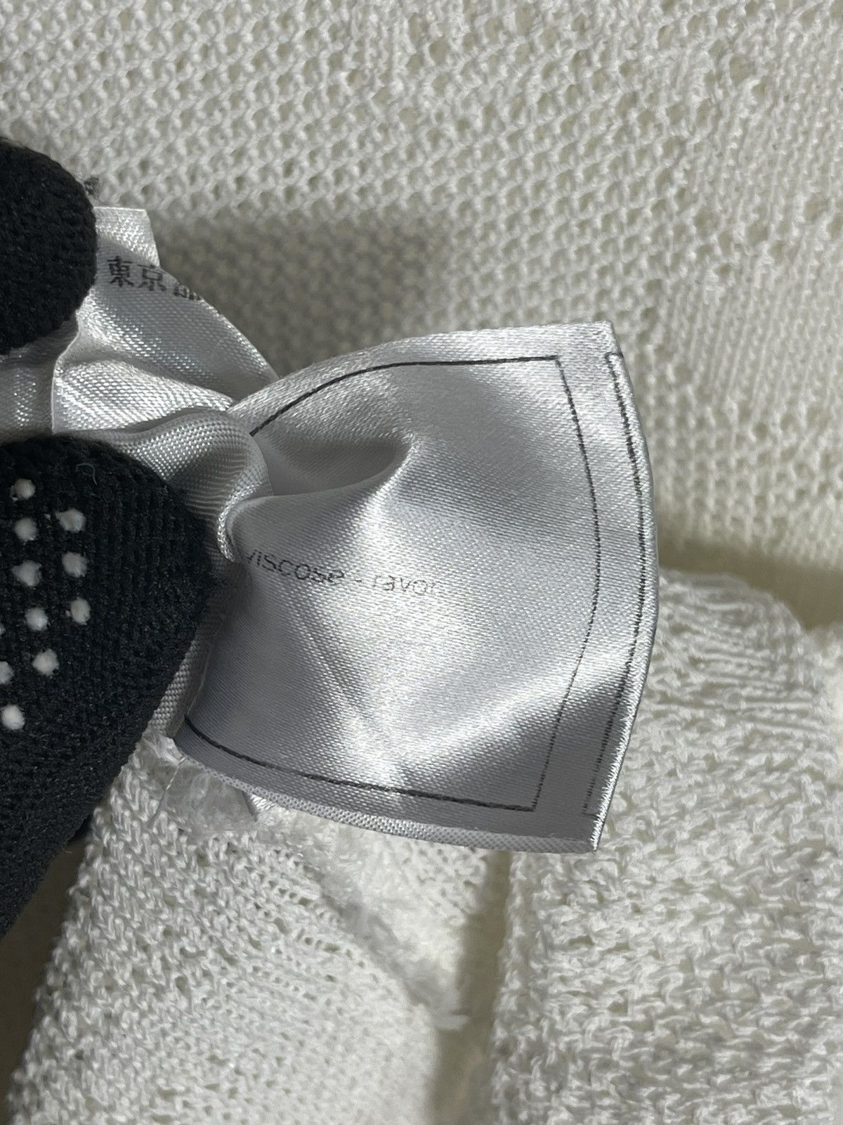Chanel × Vintage Chanel Camelia flower Knitwear long sleeve crop tops Size XXS / US 00 / IT 34 - 12 Thumbnail