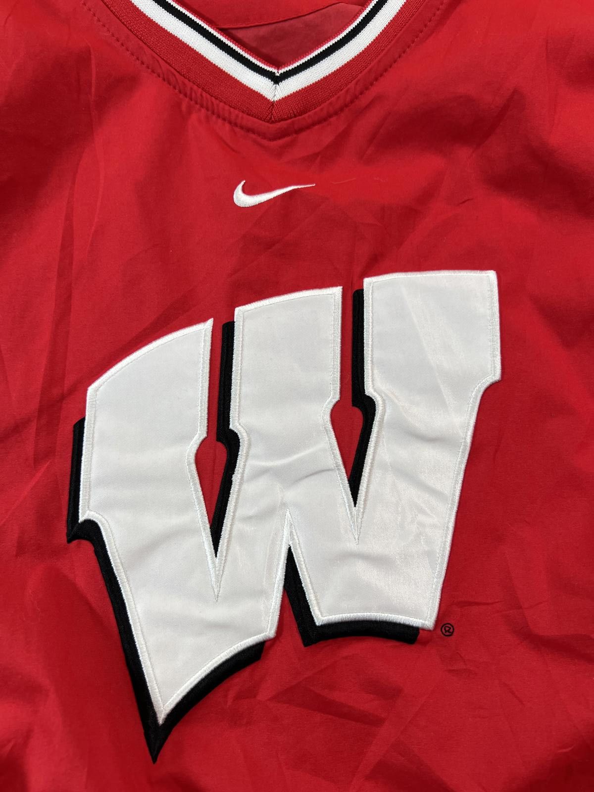 Nike Vintage Nike Wisconsin middle swoosh Pullover Sweatshirt XXL Size US XXL / EU 58 / 5 - 2 Thumbnail