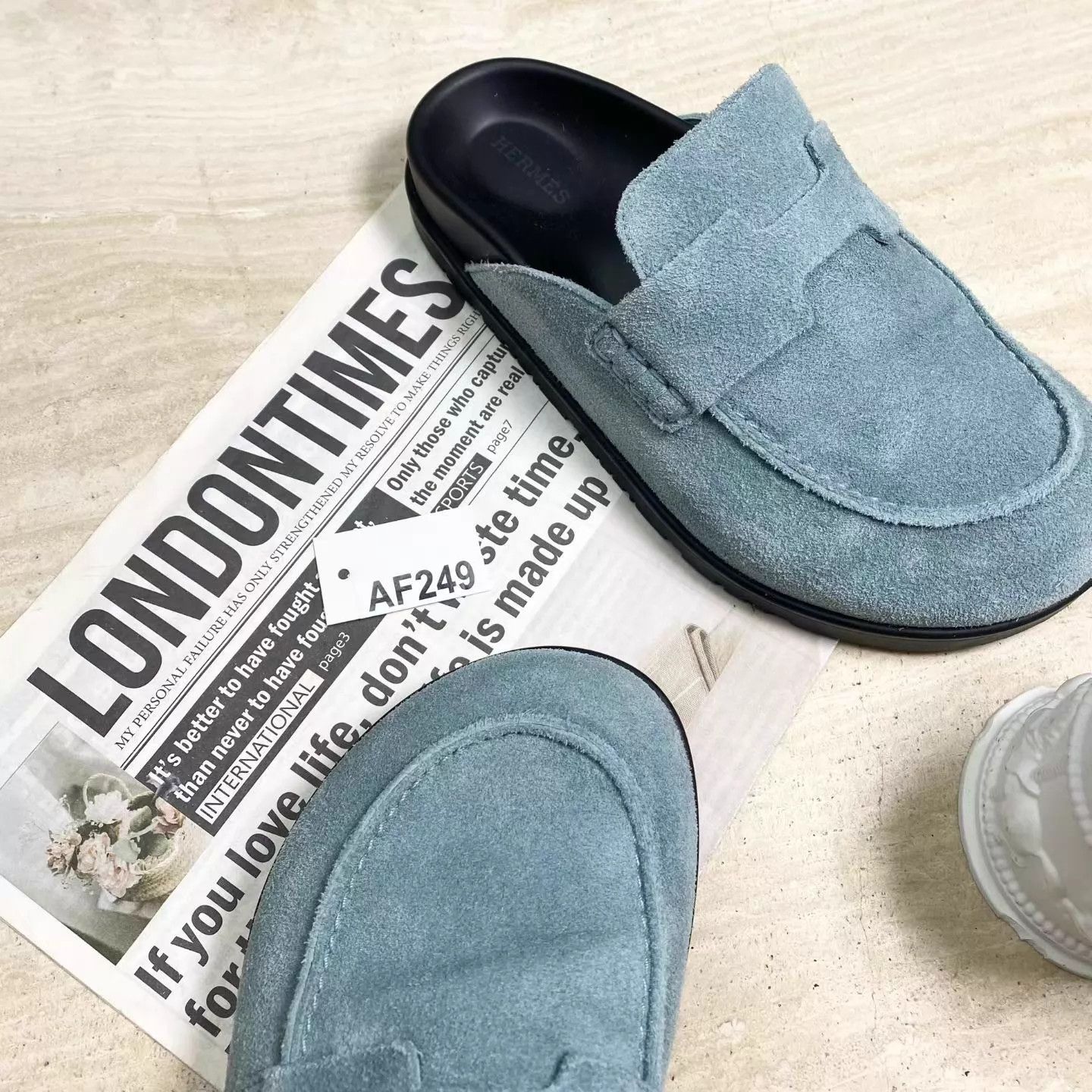 Hermes HERMES Go Seafoam Green Calfskin Mules Size 37 98 Size US 6.5 / IT 36.5 - 4 Thumbnail