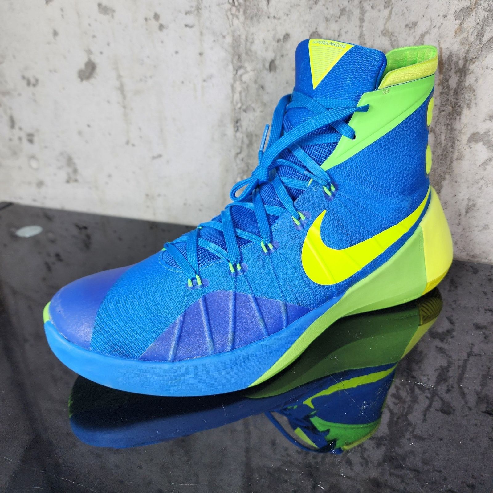 Nike MSRP $140 Nike Hyperdunk 2015 Sprite Soar Volt Green Size 14 Size US 14 / EU 47 - 2 Thumbnail