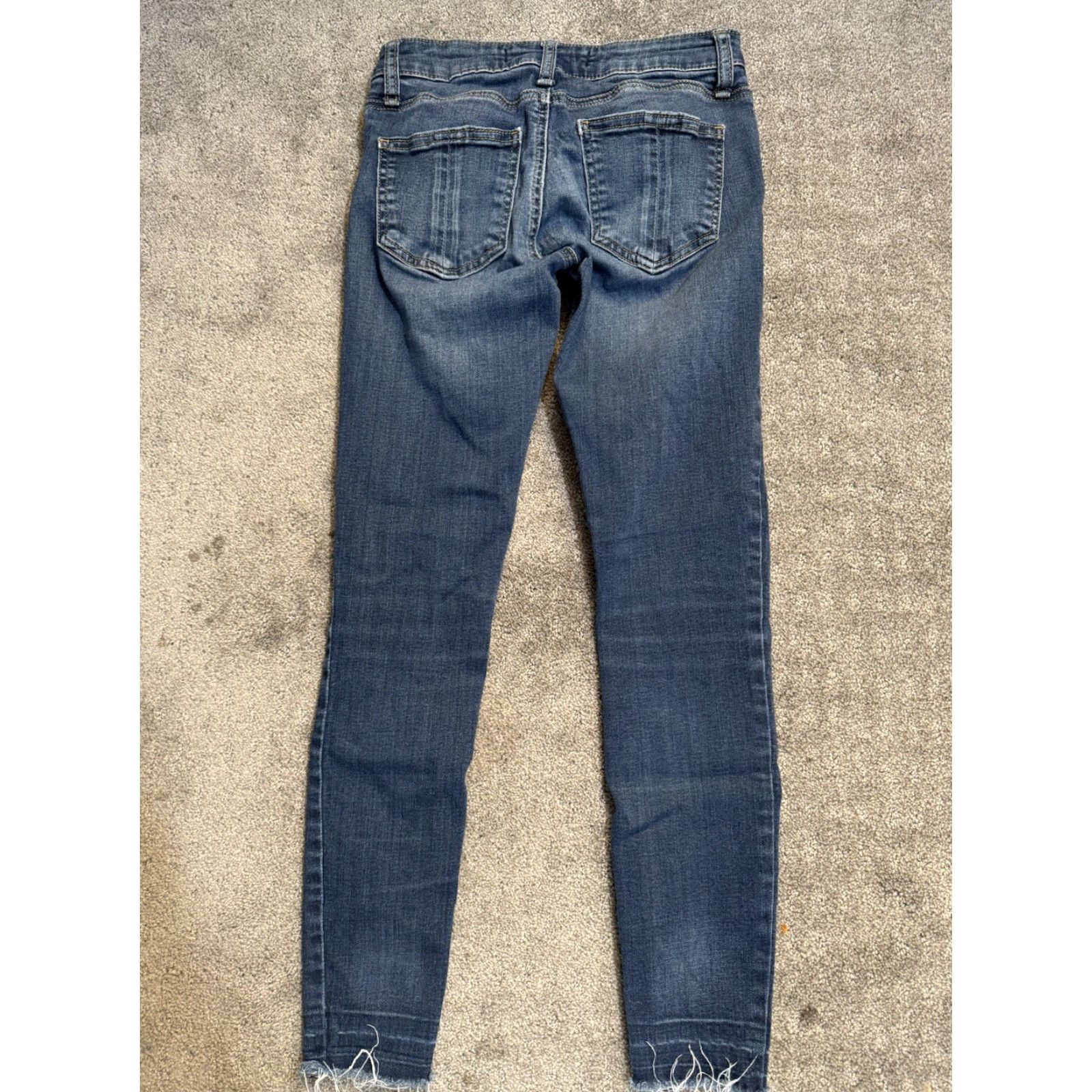 Vintage Prosperity Jeans Women's 25P Dark Wash Blue Slim Skinny Denim 5-Pocket Petite Jeans Mens? Size 42" / US 20 - 3 Thumbnail