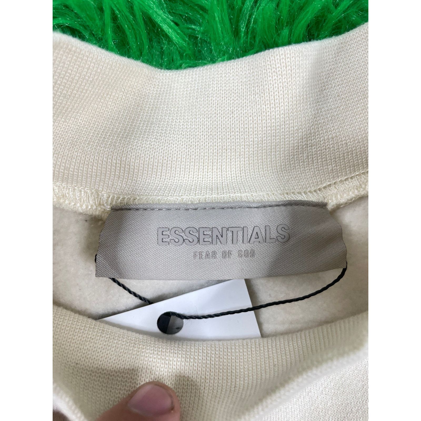 Essentials Essentials Crewneck Cream Small Used Size US S / EU 44-46 / 1 - 2 Thumbnail