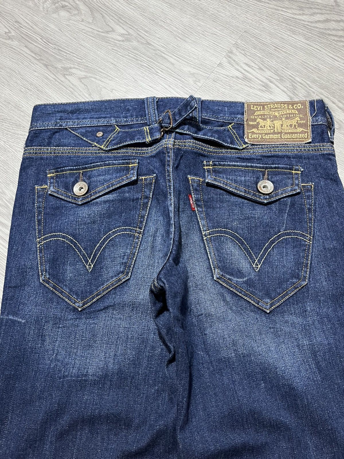 Japanese Brand Vintage Levis Buckleback Bootcut Clawmark Flared Jeans Pants Size US 30 / EU 46 - 14 Thumbnail