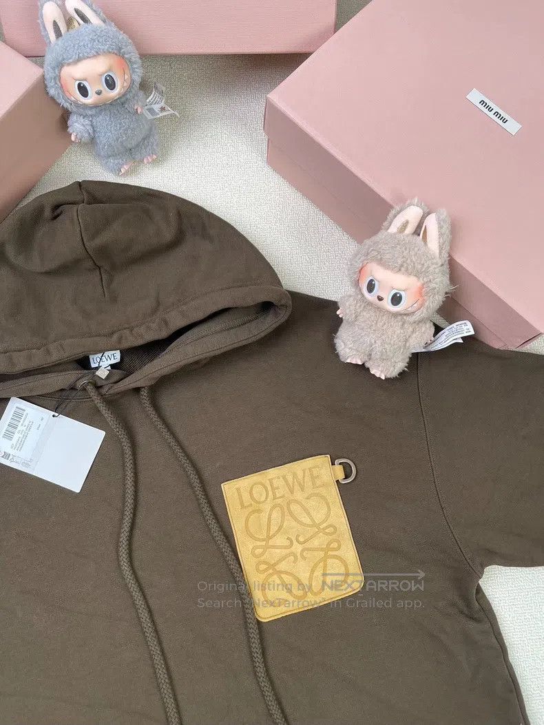 Loewe LOEWE FW22 Letter Logo Patch Hoodie Loose Fleece Winter Co Size US M / EU 48-50 / 2 - 2 Thumbnail