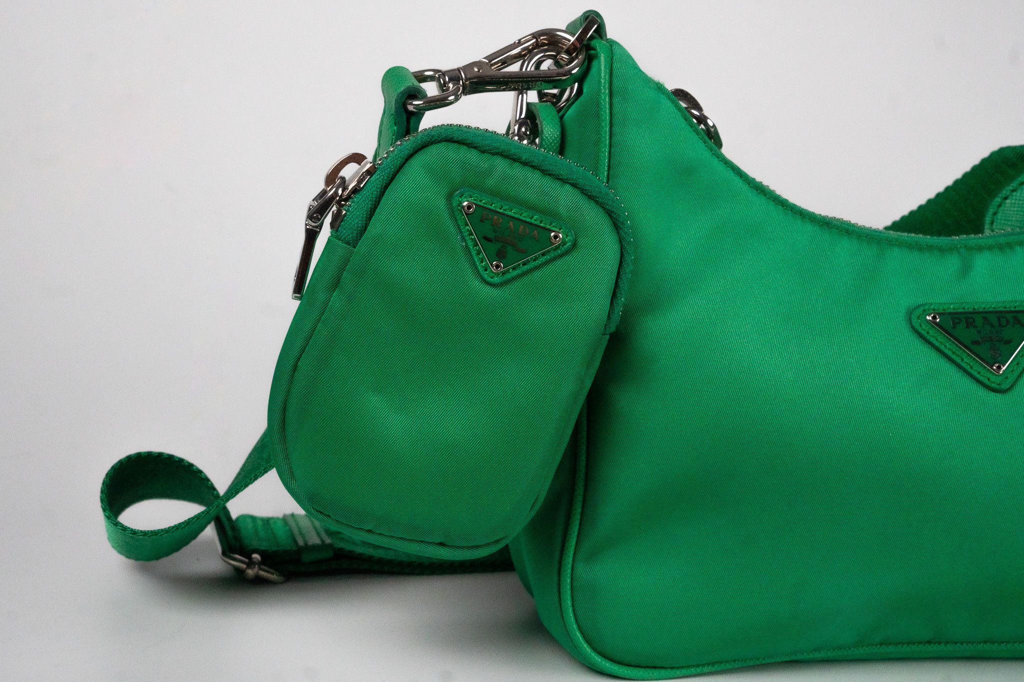 Prada Prada Re-Edition 2005 Tessuto Re-Nylon Shoulder Bag Size ONE SIZE - 4 Thumbnail