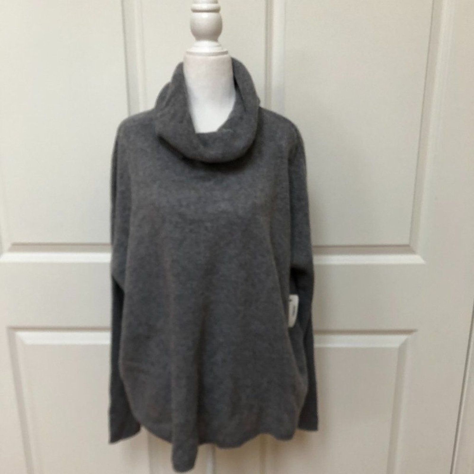 Saks Fifth Avenue Cowlneck Cashmere Sweater from Saks Fifth Avenue Size M / US 6-8 / IT 42-44 - 7 Thumbnail