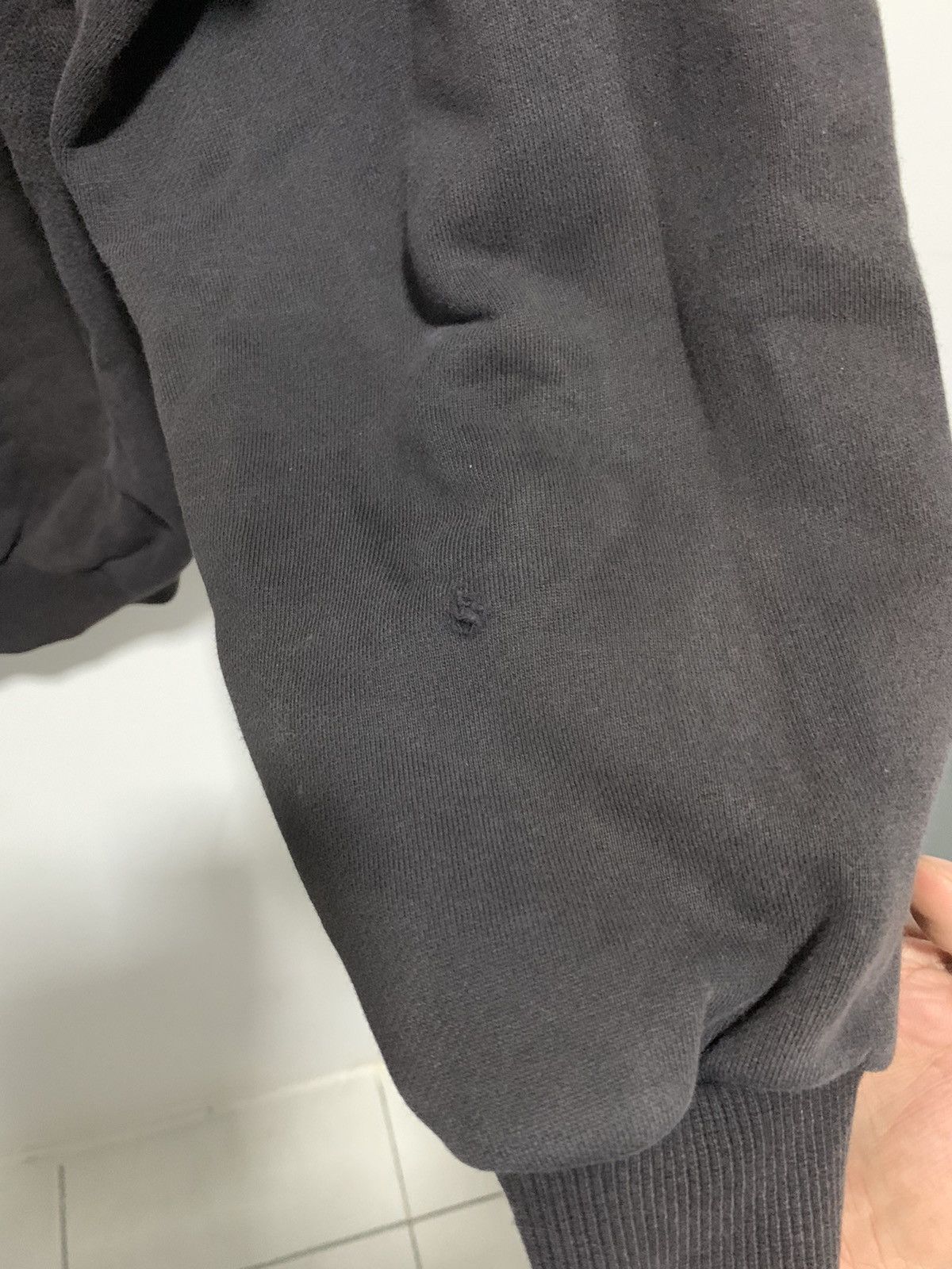 Kenzo × Vintage Vintage Dark Brown Kenzo Distress Sweatshirt Crewneck Size US L / EU 52-54 / 3 - 8 Thumbnail
