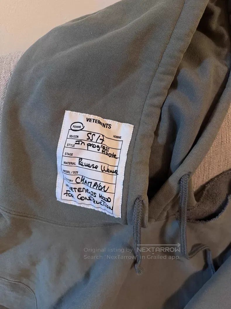 Vetements Vetements Off-the-Shoulder Hoodie Size US XS / EU 42 / 0 - 2 Thumbnail