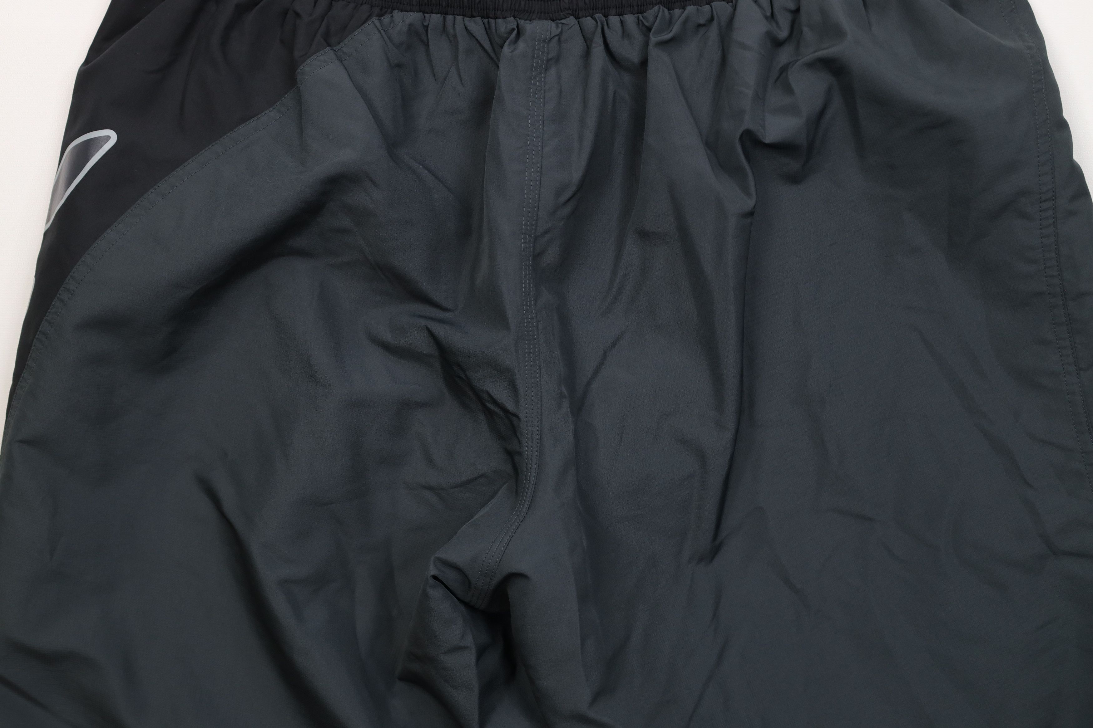 Nike Vintage Y2K Nike Mini Swoosh Lined Board Shorts Swim Trunks Size US 36 / EU 52 - 10 Thumbnail