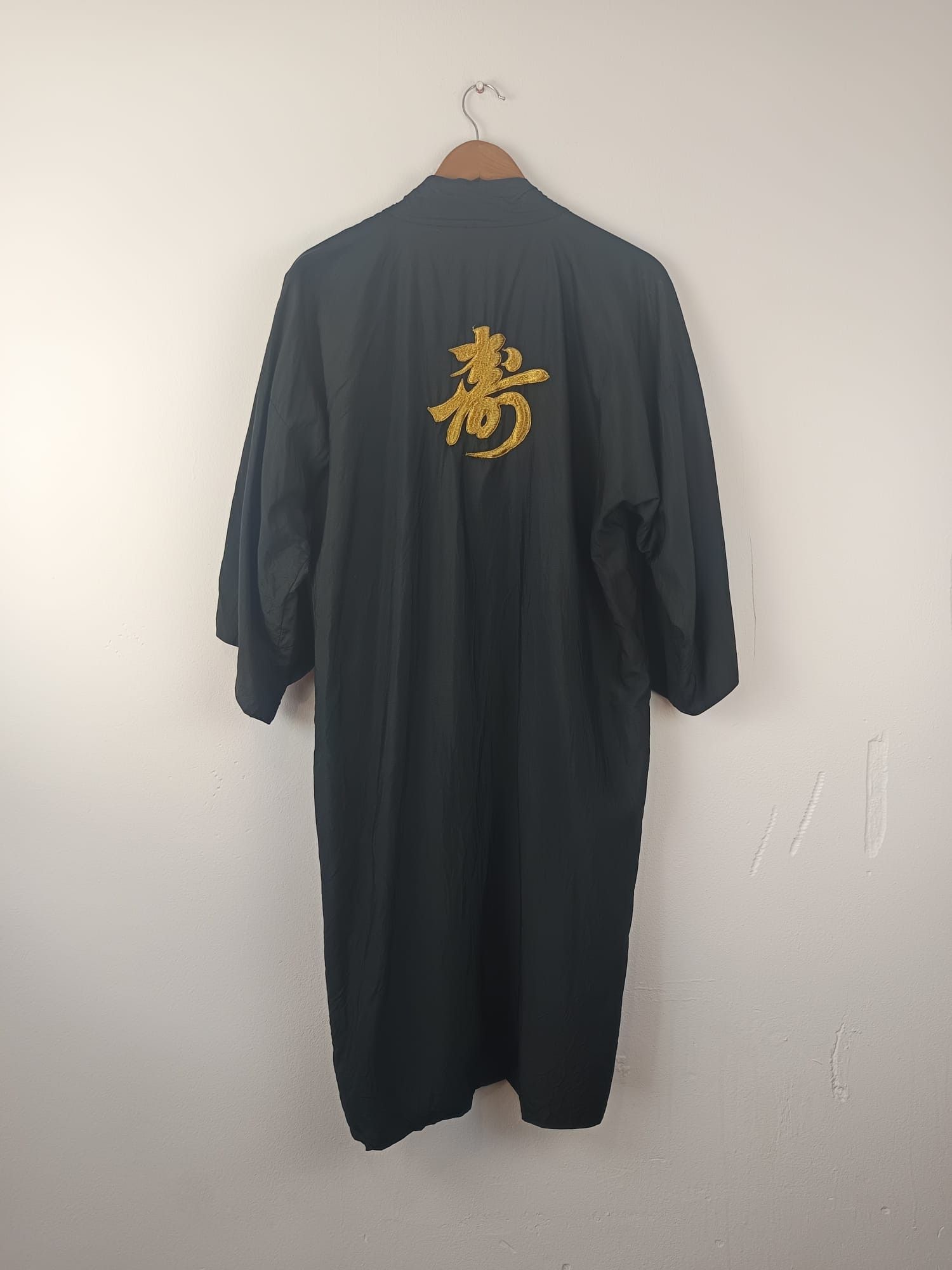 Other Vintage Japanese Black Silk Kimono / Haori Jacket Size US L / EU 52-54 / 3 - 6 Thumbnail
