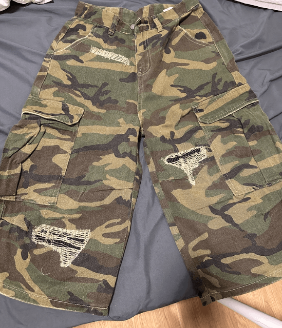 Vintage Camo Distressed Jorts, Baggy Shorts Size US 33 - 6 Thumbnail