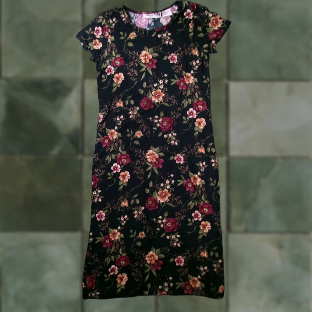 Vintage Victoria Holley Dress Womens 6P Floral Short Sleeve Midi Black Casual Rayon Size 28" / US 6 / IT 42 - 1 Thumbnail