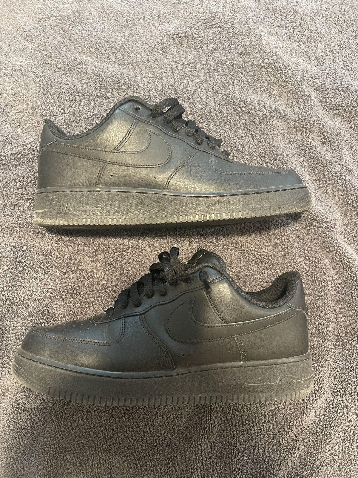Nike Black low top Air Force ones Size US 11 / EU 44 - 3 Thumbnail