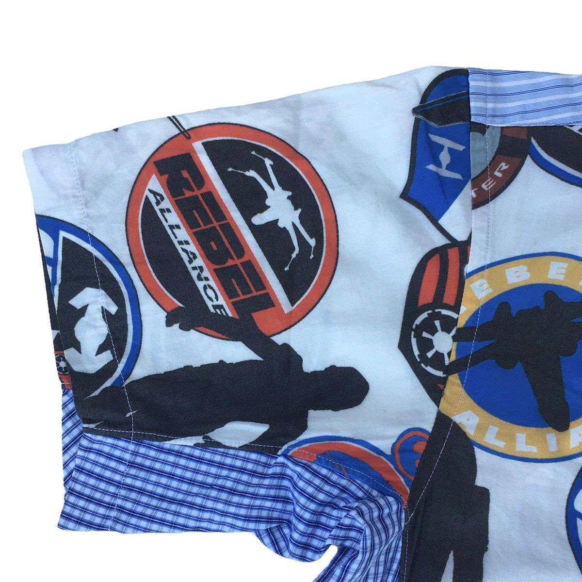 Comme des Garcons SHIRT Comme Des Garcons X Star Wars Shirt Size US XS / EU 42 / 0 - 4 Thumbnail