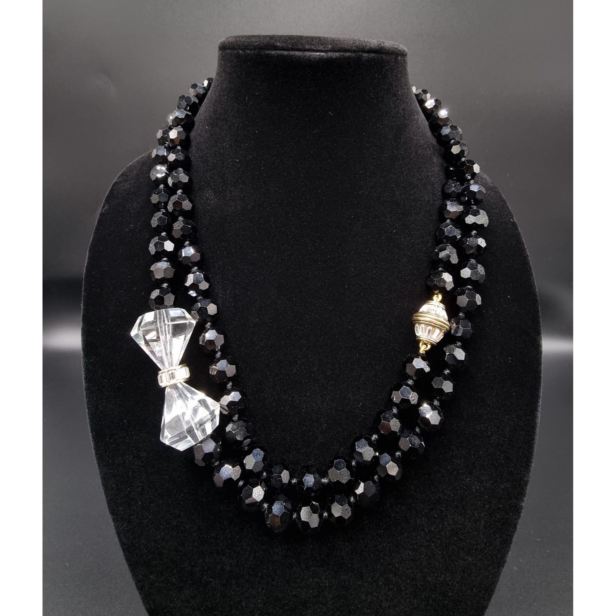 Vintage Heidi Daus Black Beaded Crystal Bow Necklace With Gold Accen Size ONE SIZE - 1 Thumbnail
