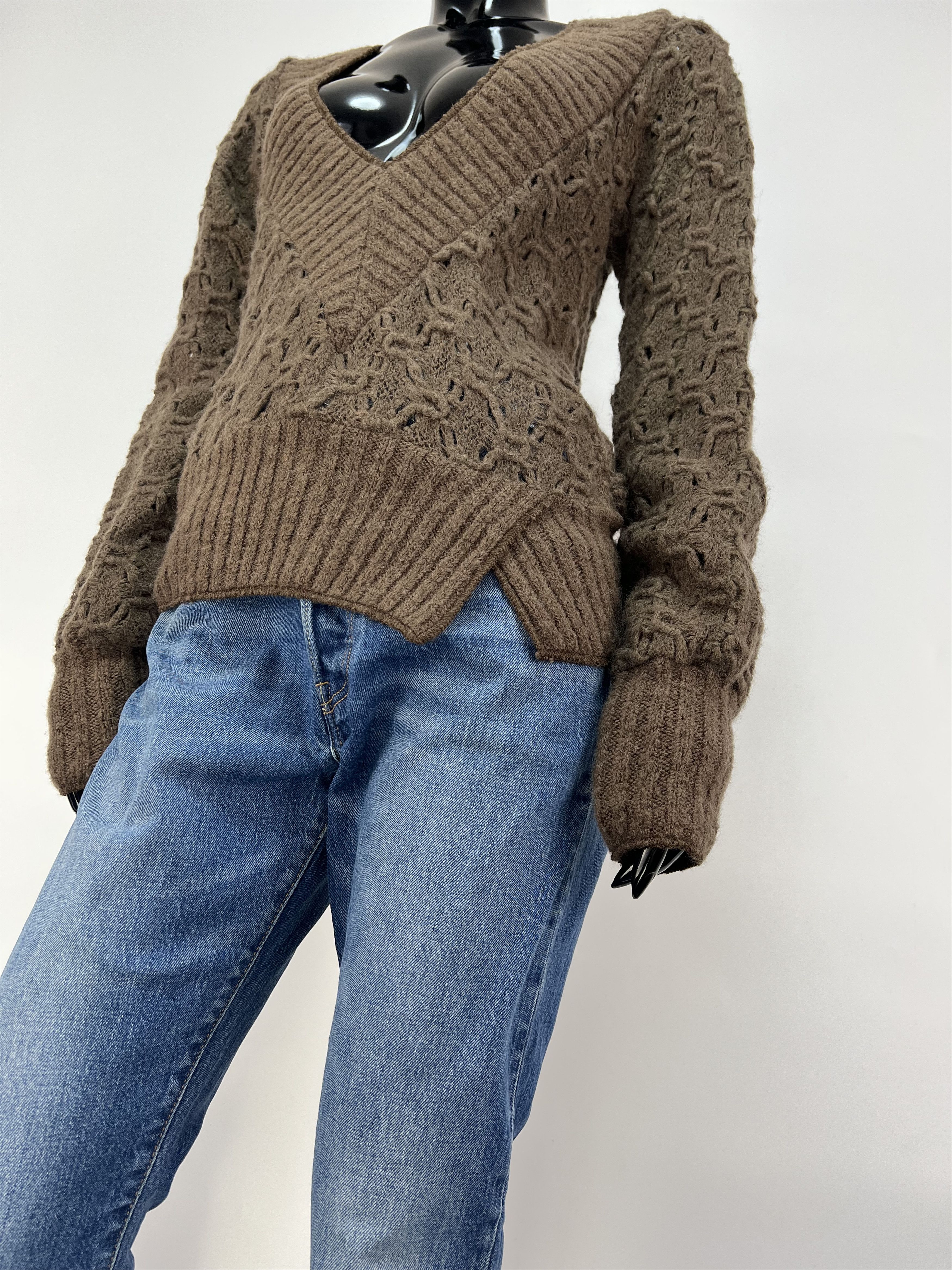 Miss Sixty Miss Sixty Vintage Womens Brown Knitted V-Neck Wool Sweater Size XS / US 0-2 / IT 36-38 - 1 Thumbnail