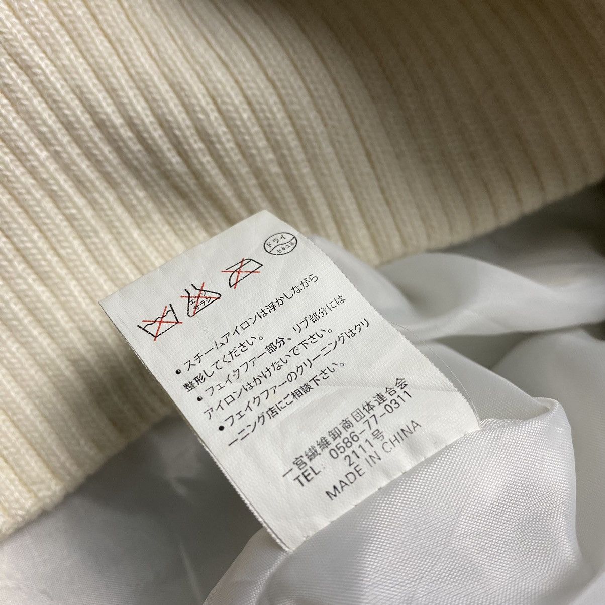 Japanese Brand Sabbath Cropped fit Puffer White Jackect Size US M / EU 48-50 / 2 - 8 Thumbnail