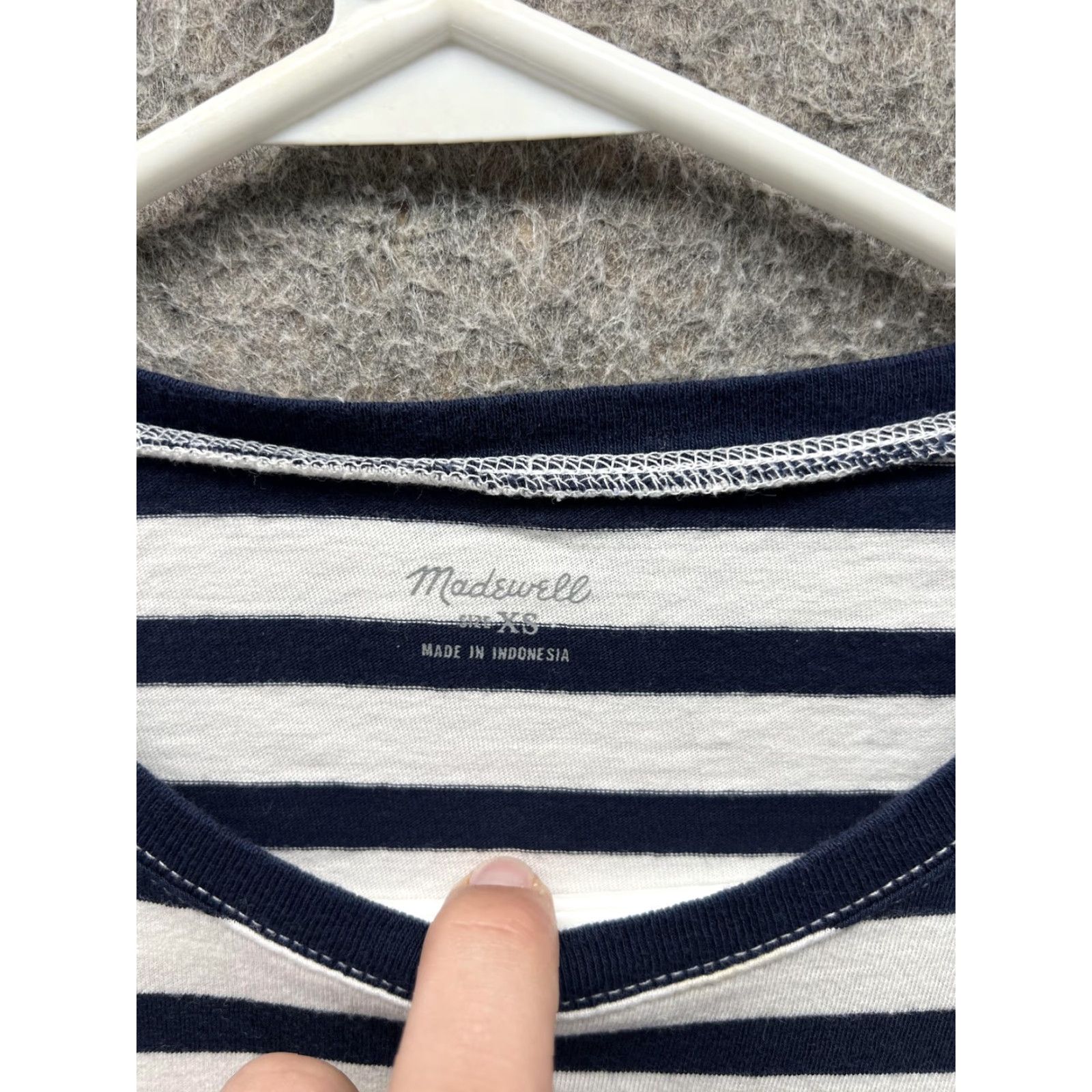 Madewell Madewell Shirt Womens XS Blue Stripe Nautical Crew Neck Long Sleeve Jersey Top Size XS / US 0-2 / IT 36-38 - 2 Thumbnail