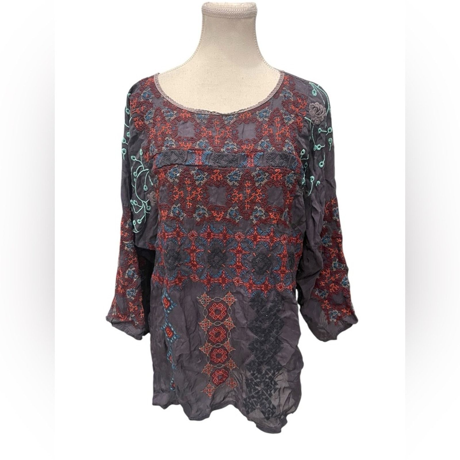 Johnny Was Johnny Was Embroidered 3/4 Sleeve Lightweight Blouse S Size S / US 4 / IT 40 - 1 Thumbnail