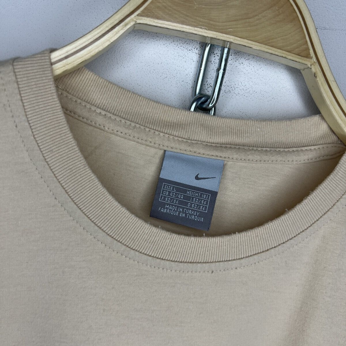 Nike × Vintage Vintage Nike Center Swoosh T-Shirt Size US L / EU 52-54 / 3 - 5 Thumbnail