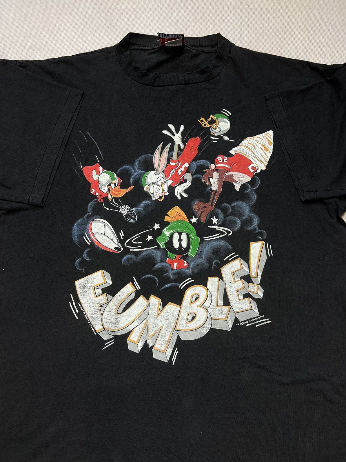 Vintage × Warner Bros Warner Bros Looney Tunes 1993 Fumble vintage tshirt football Size US XL / EU 56 / 4 - 1 Thumbnail