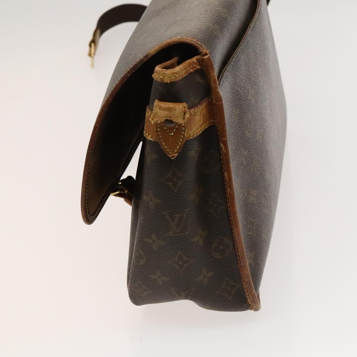 Louis Vuitton LOUIS VUITTON Monogram Gibeciere GM Shoulder Bag M42246 Size ONE SIZE - 3 Thumbnail