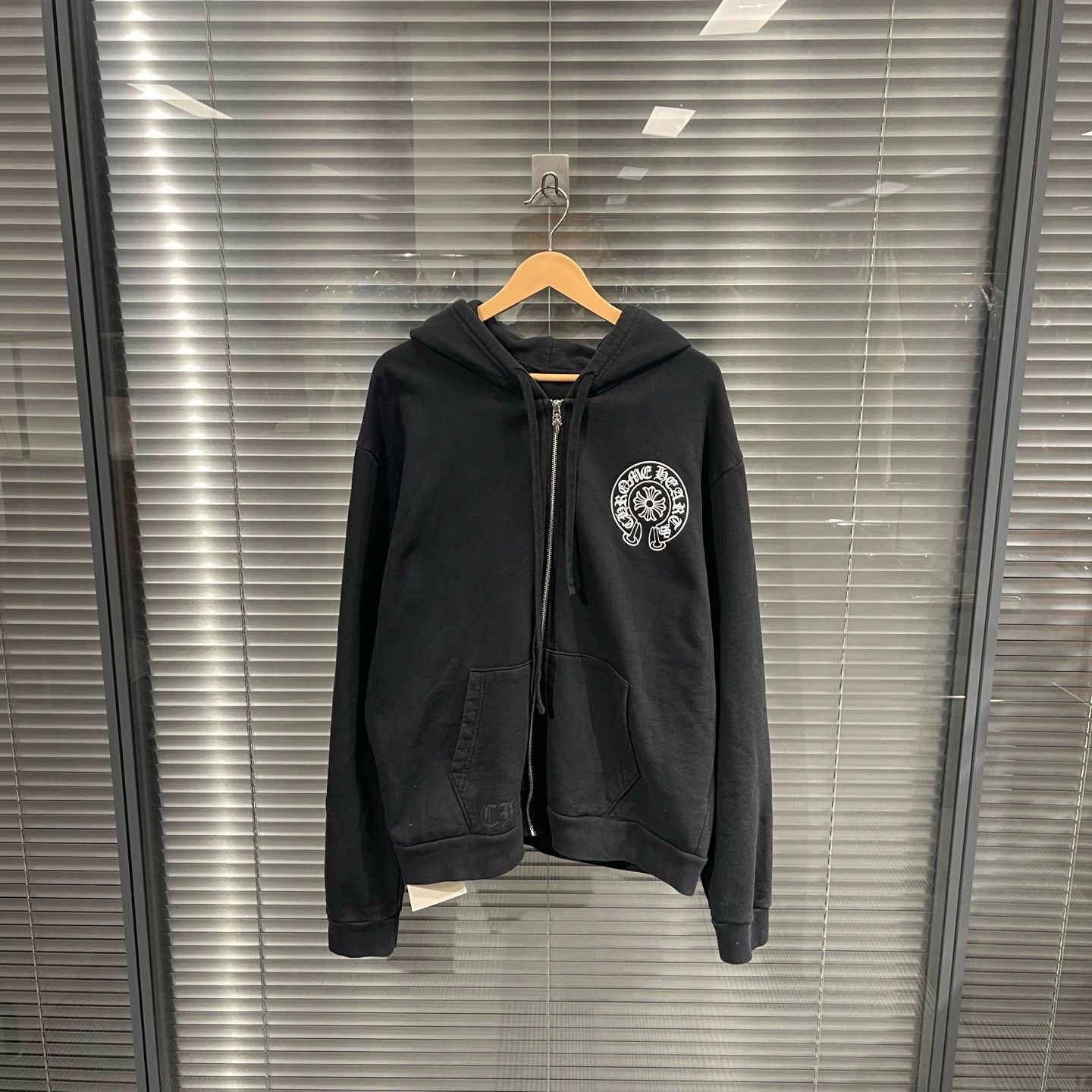 Chrome Hearts Chrome Hearts Tokyo Lmt Horseshoe Print Zip Jacket M Size US M / EU 48-50 / 2 - 2 Thumbnail