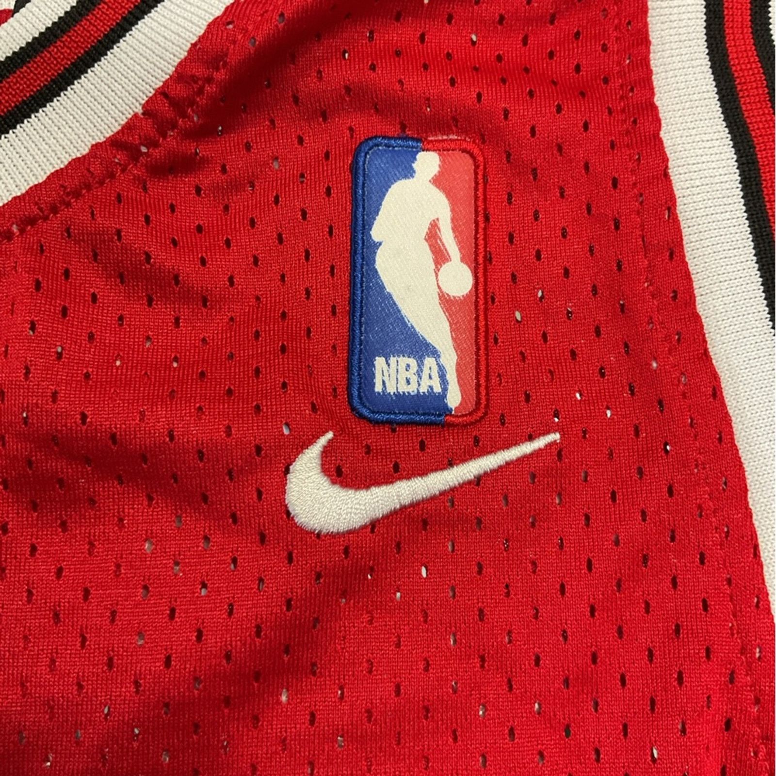 Nike Nike Y2K Vintage Chicago Bulls Jersey #23 Jordan Size US M / EU 48-50 / 2 - 5 Thumbnail