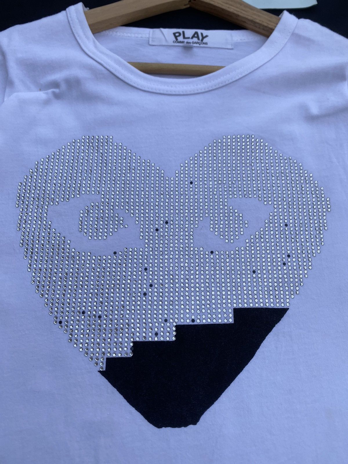 Comme des Garcons Rare Comme Des Garcons CDG Play Swarovski Tee Size US S / EU 44-46 / 1 - 8 Thumbnail