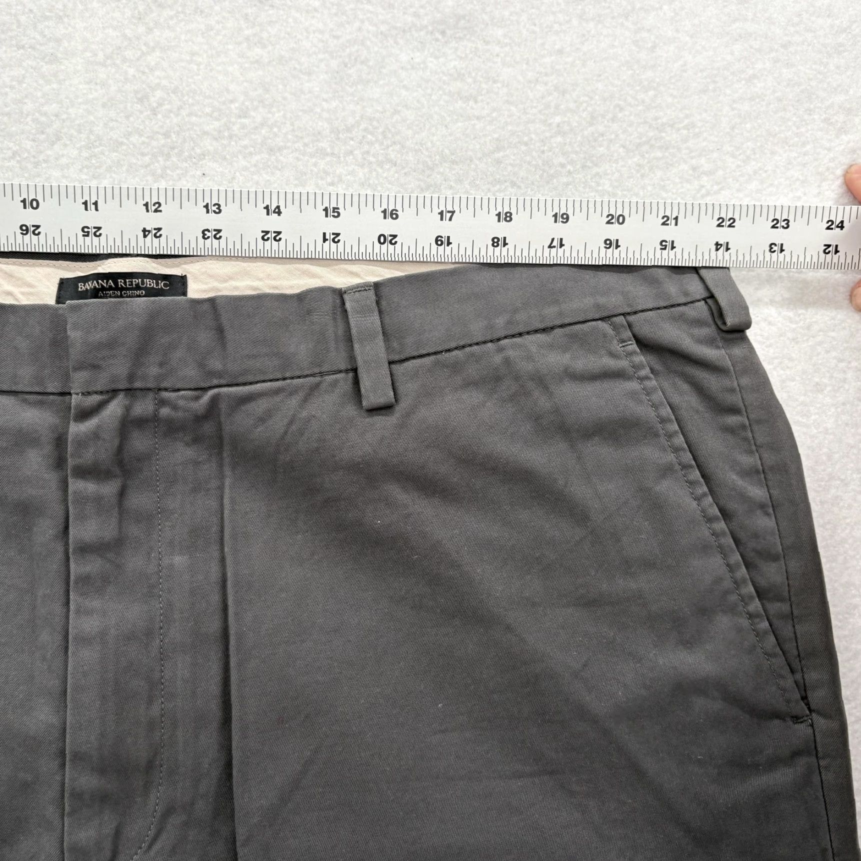 Banana Republic Banana Republic Pants Mens 42x32 Gray Aiden Chino Casual Straight Cotton Office Size US 42 / EU 58 - 6 Thumbnail