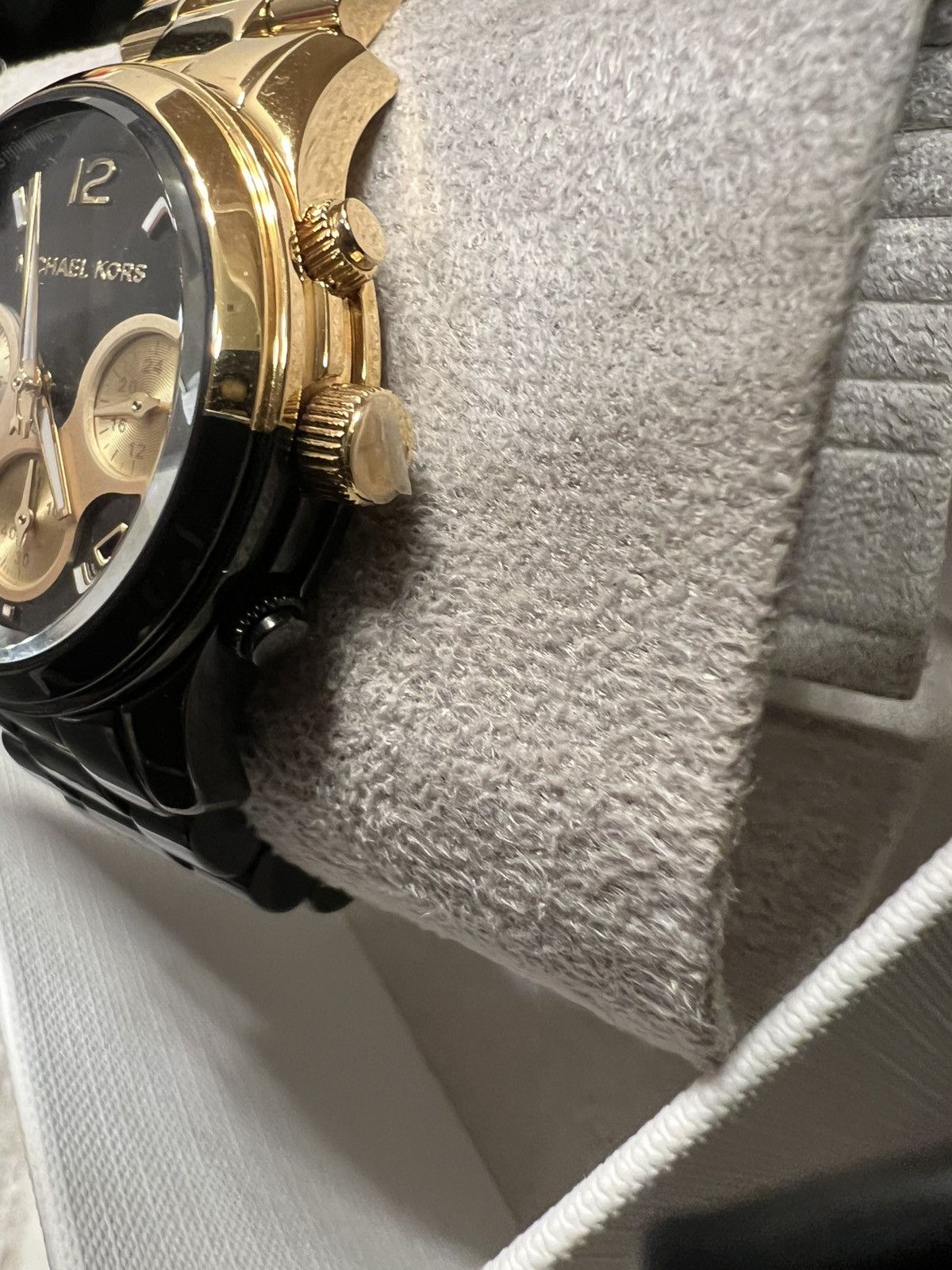 Michael Kors MICHAEL KORS Two-Tone Watch & Cooper Saffiano Leather Wallet Size 38 - 4 Thumbnail