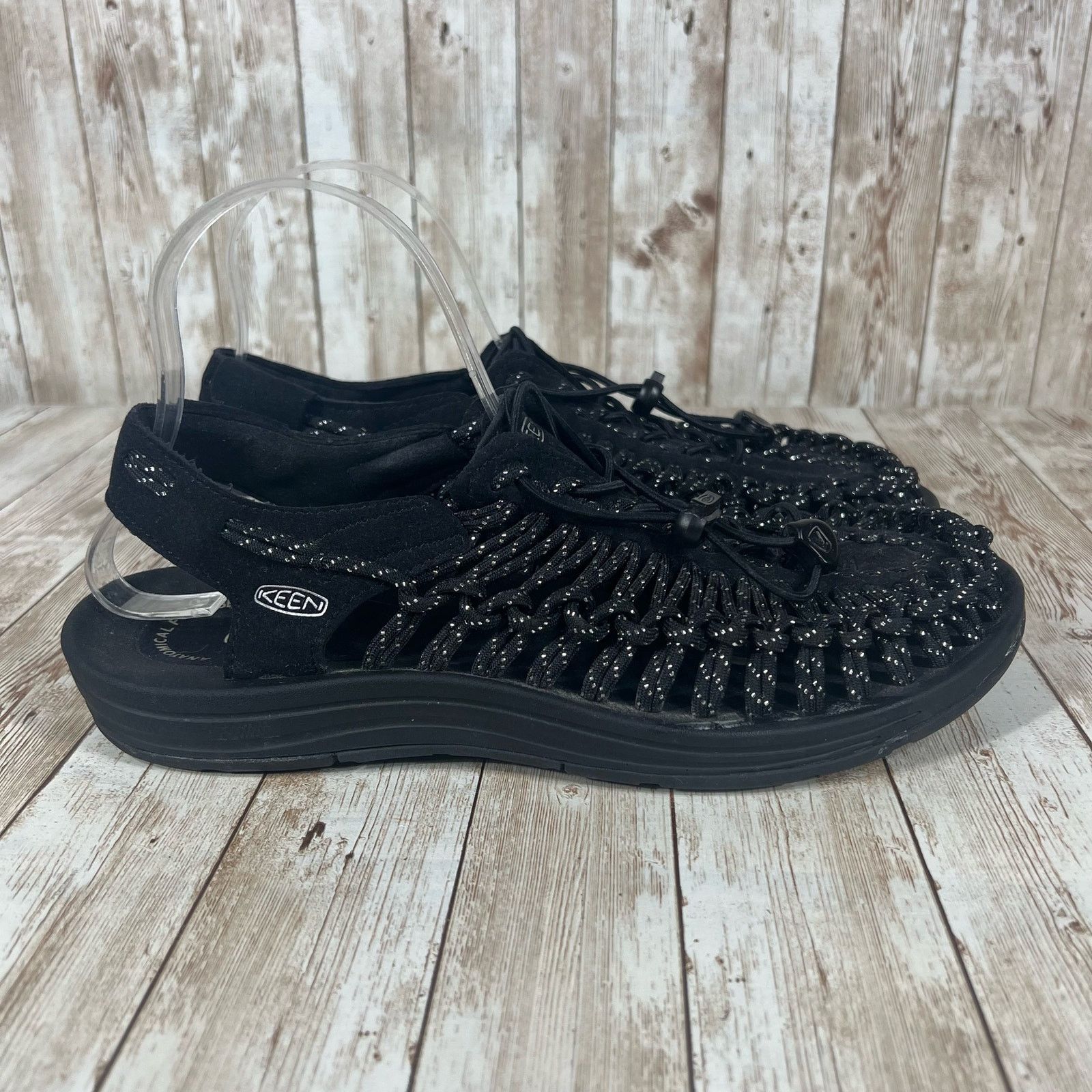 KEEN Keen kneel water sandal bungee Womens 11 black Size US 11 / IT 41 - 1 Thumbnail