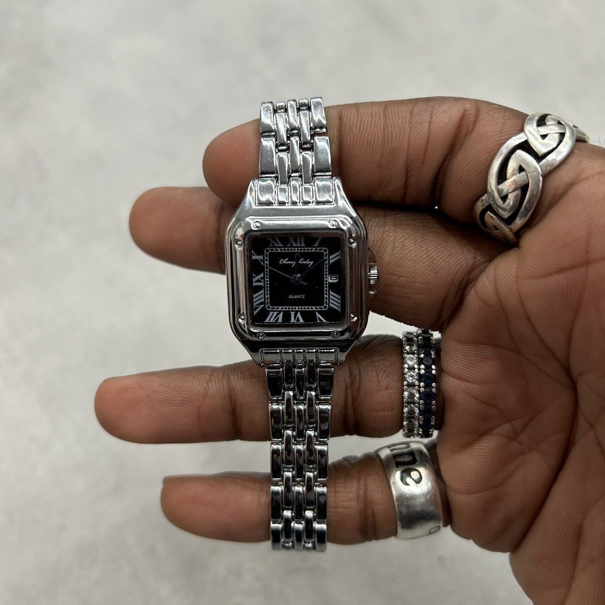 Other Vintage 90s black dial luxury style quartz silver watch Size ONE SIZE - 4 Thumbnail