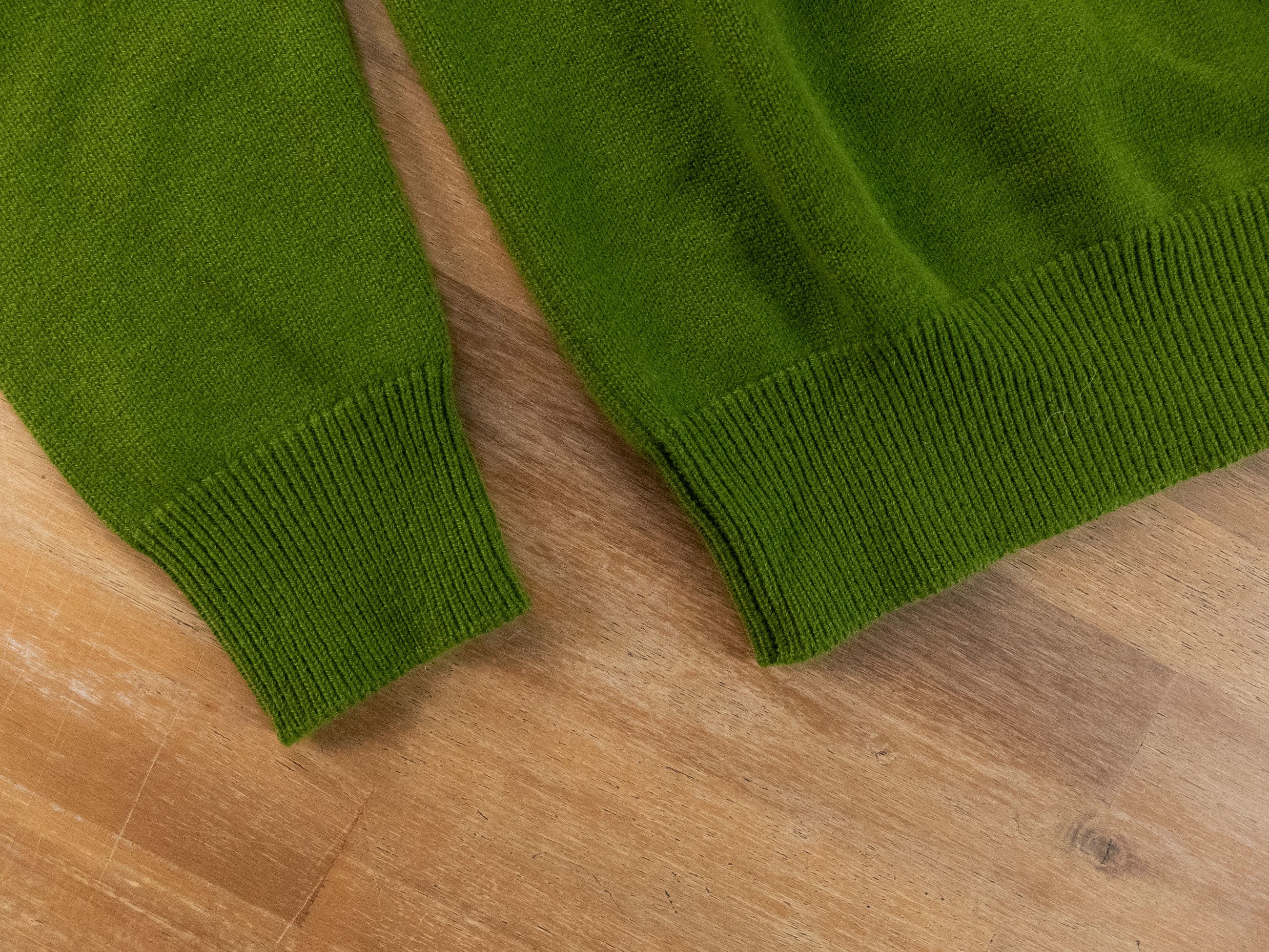 Bottega Veneta BOTTEGA VENETA Jalapeno green cashmere sweater Medium q Size US M / EU 48-50 / 2 - 7 Thumbnail