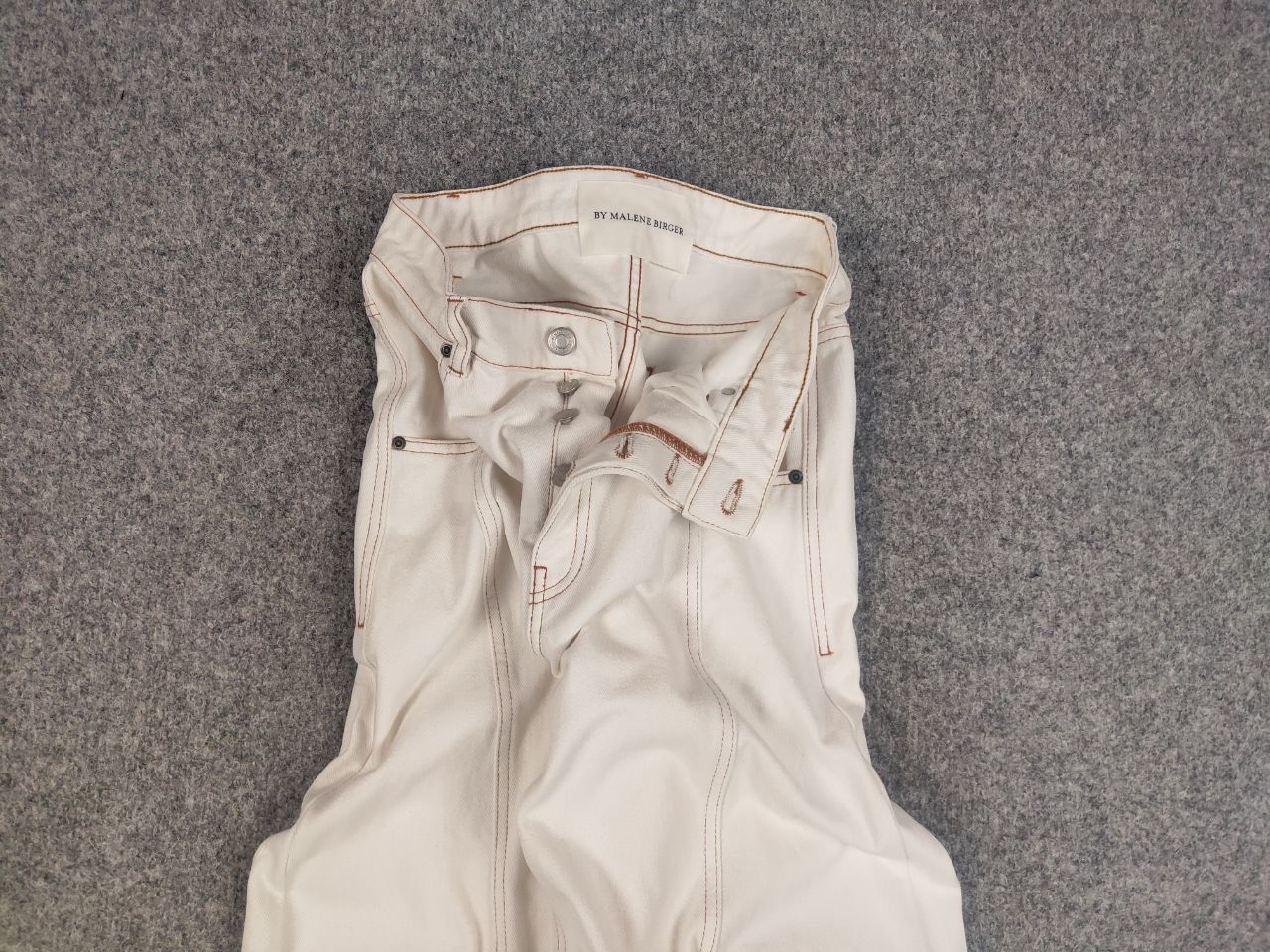 By Malene Birger By Malene Birger Design Wayde White Baggy Wide Leg Jeans Size 28" / US 6 / IT 42 - 8 Thumbnail
