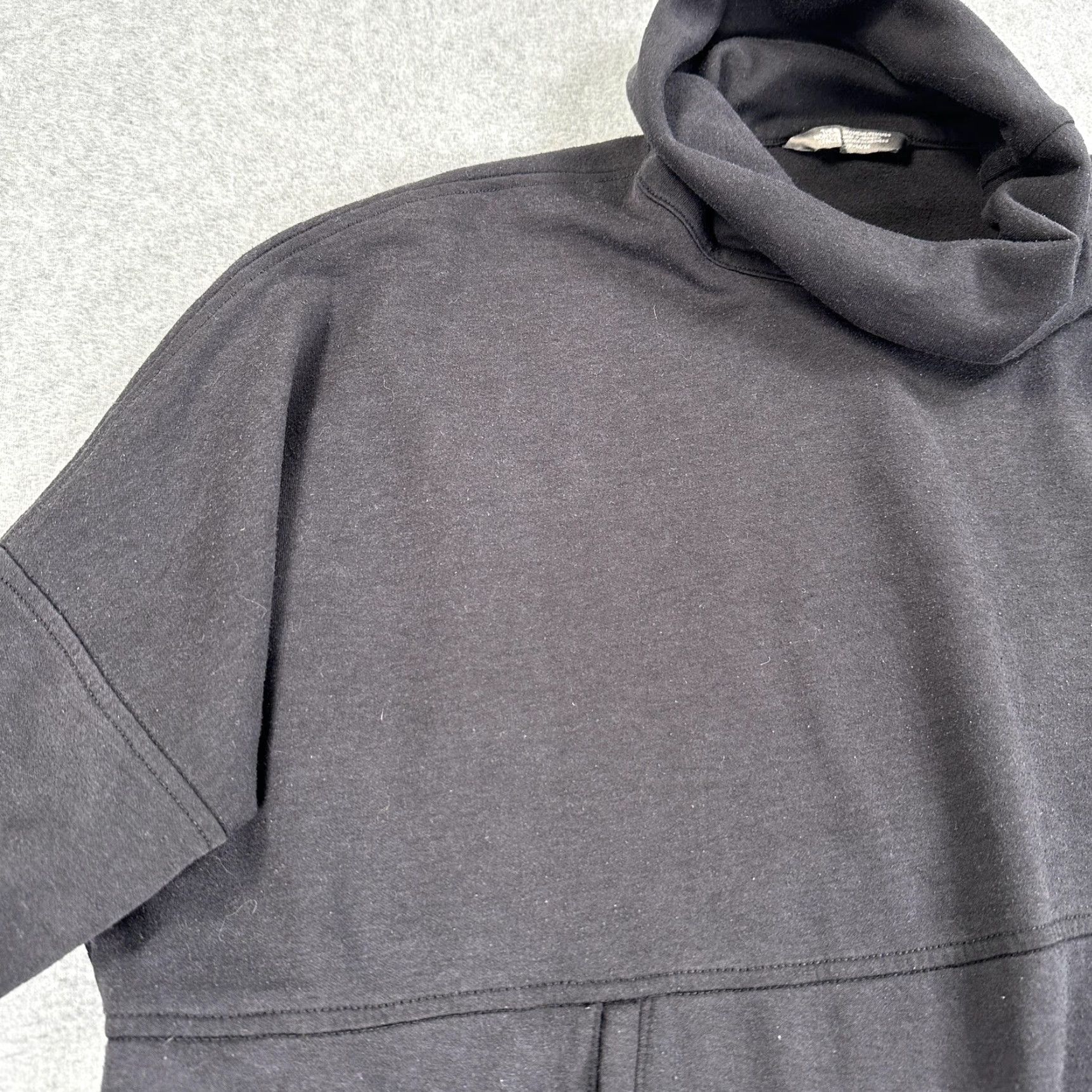 The North Face The North Face Sweatshirt Womens S/M Black Cowl Neck Fleece Pullover Pockets Size S / US 4 / IT 40 - 6 Thumbnail