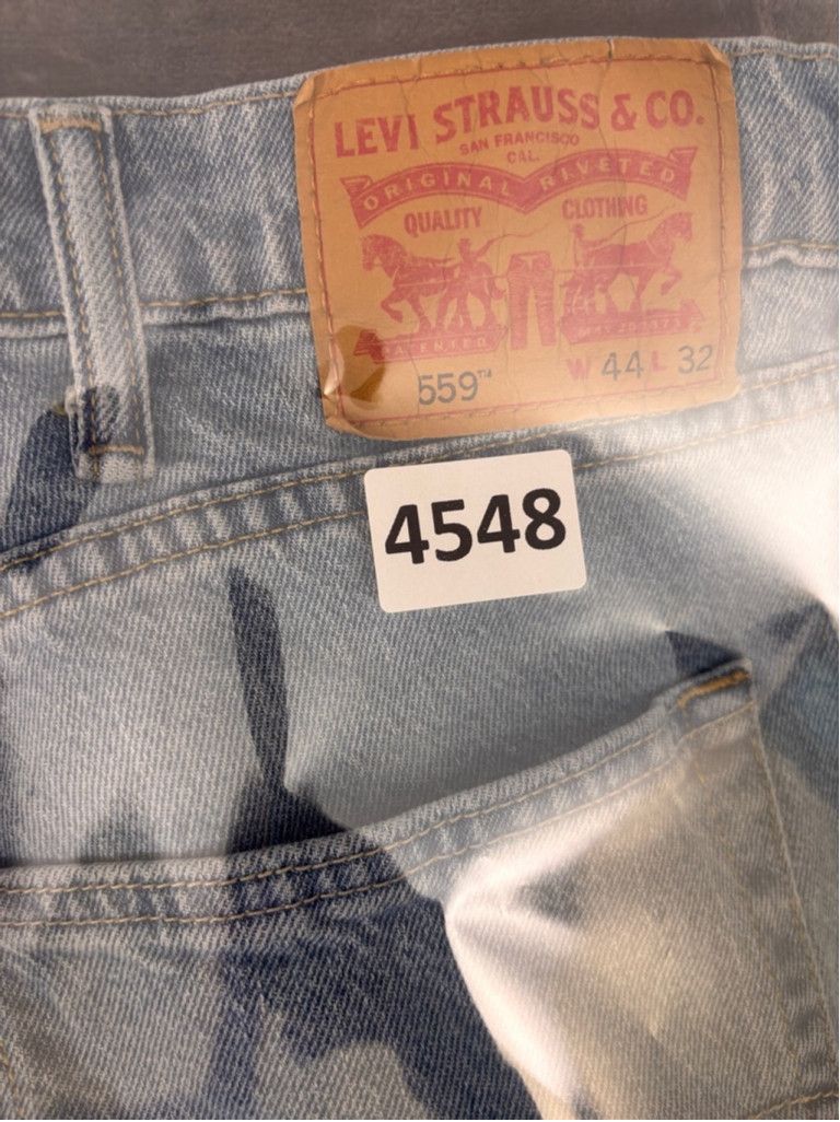Levi's Men's Levi's 559 Jeans Size 46x30 Blue Size US 44 / EU 60 - 14 Thumbnail