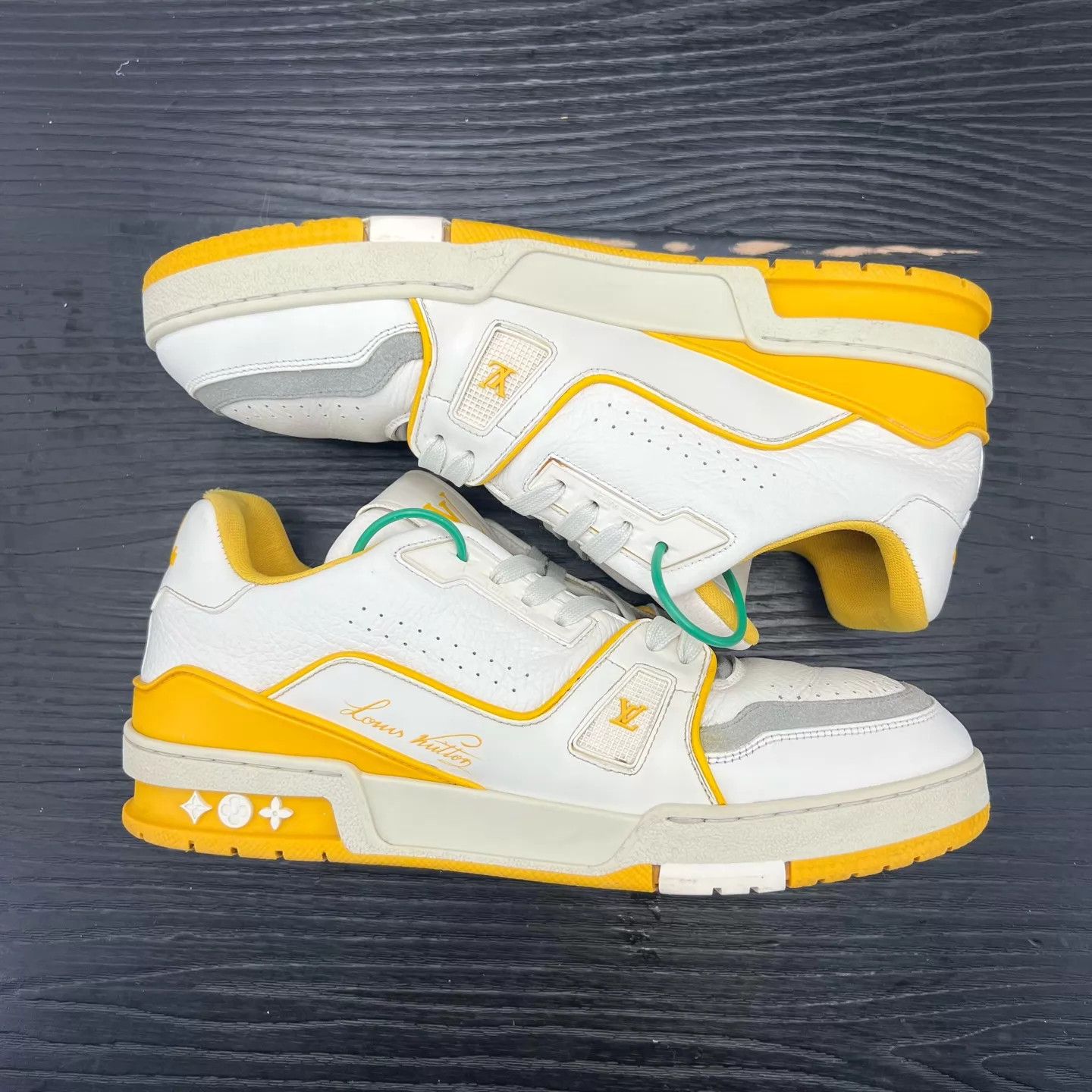 Louis Vuitton LV Trainer White & Yellow 7 / 41 Near New Size US 8 / EU 41 - 8 Thumbnail
