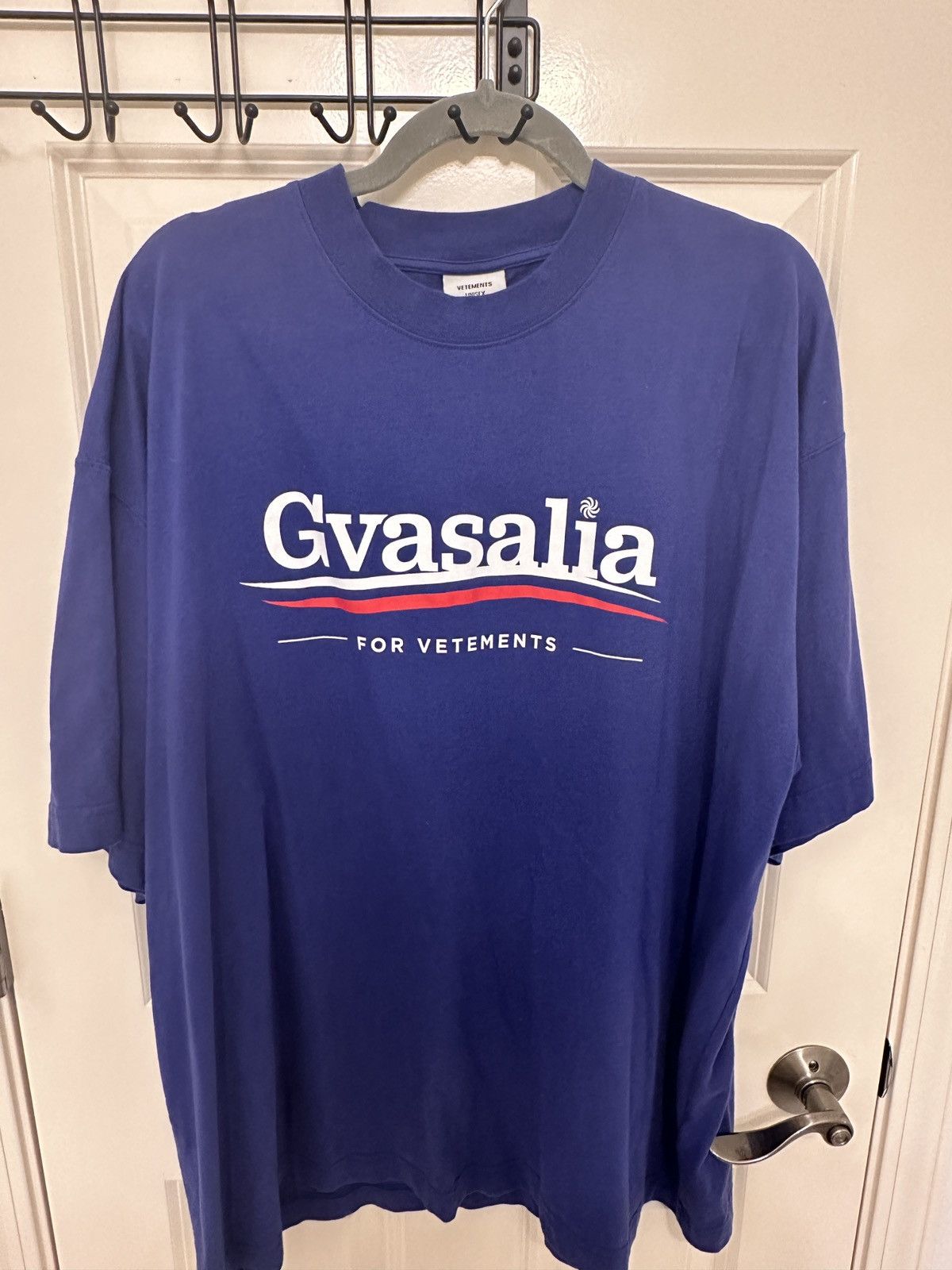 Vetements Gvasalia For Vetements Political Tee Size US L / EU 52-54 / 3 - 2 Thumbnail