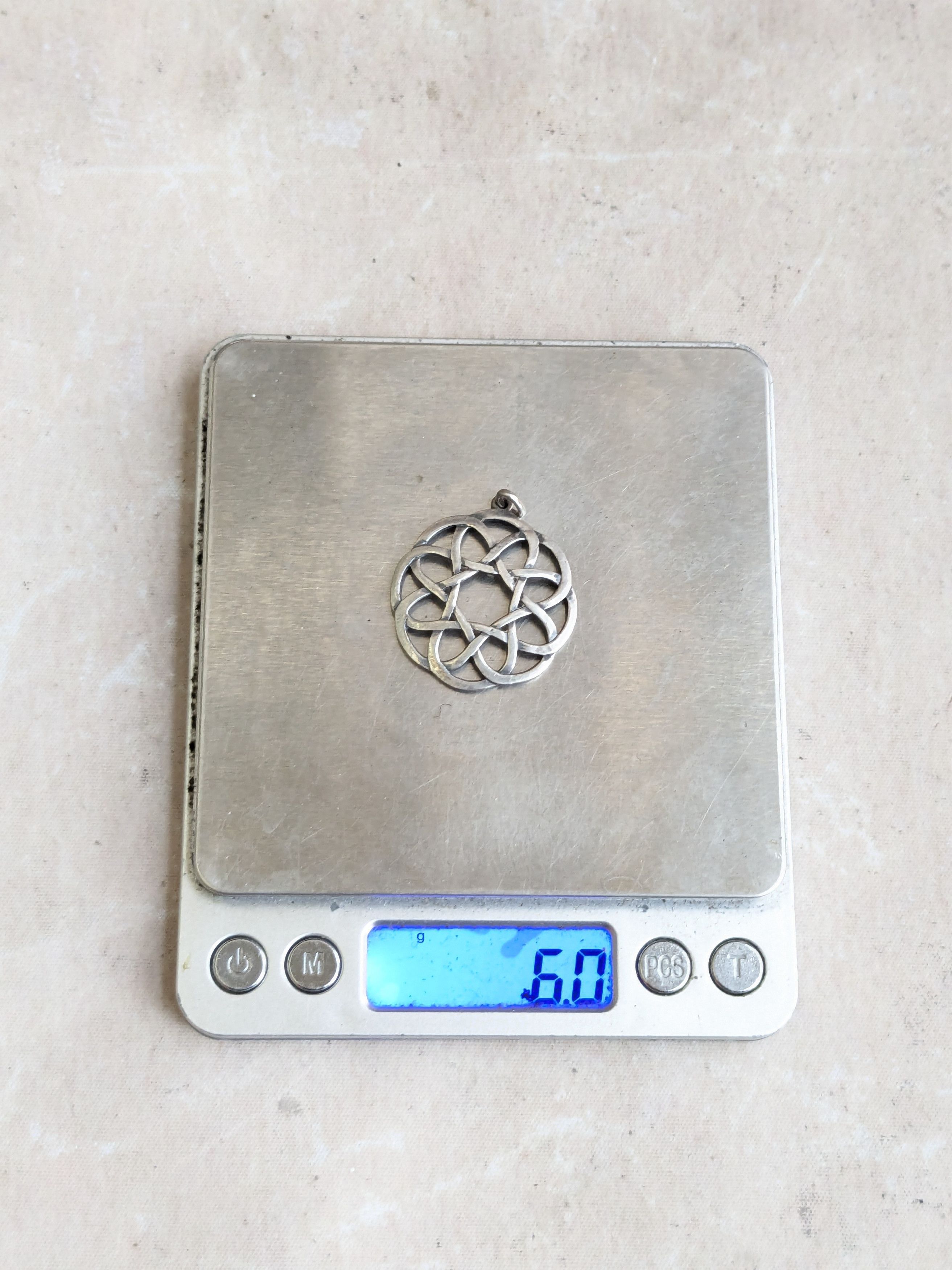 Sterling Silver Vintage Sterling Pendant Celtic Knot Flower Size ONE SIZE - 13 Thumbnail