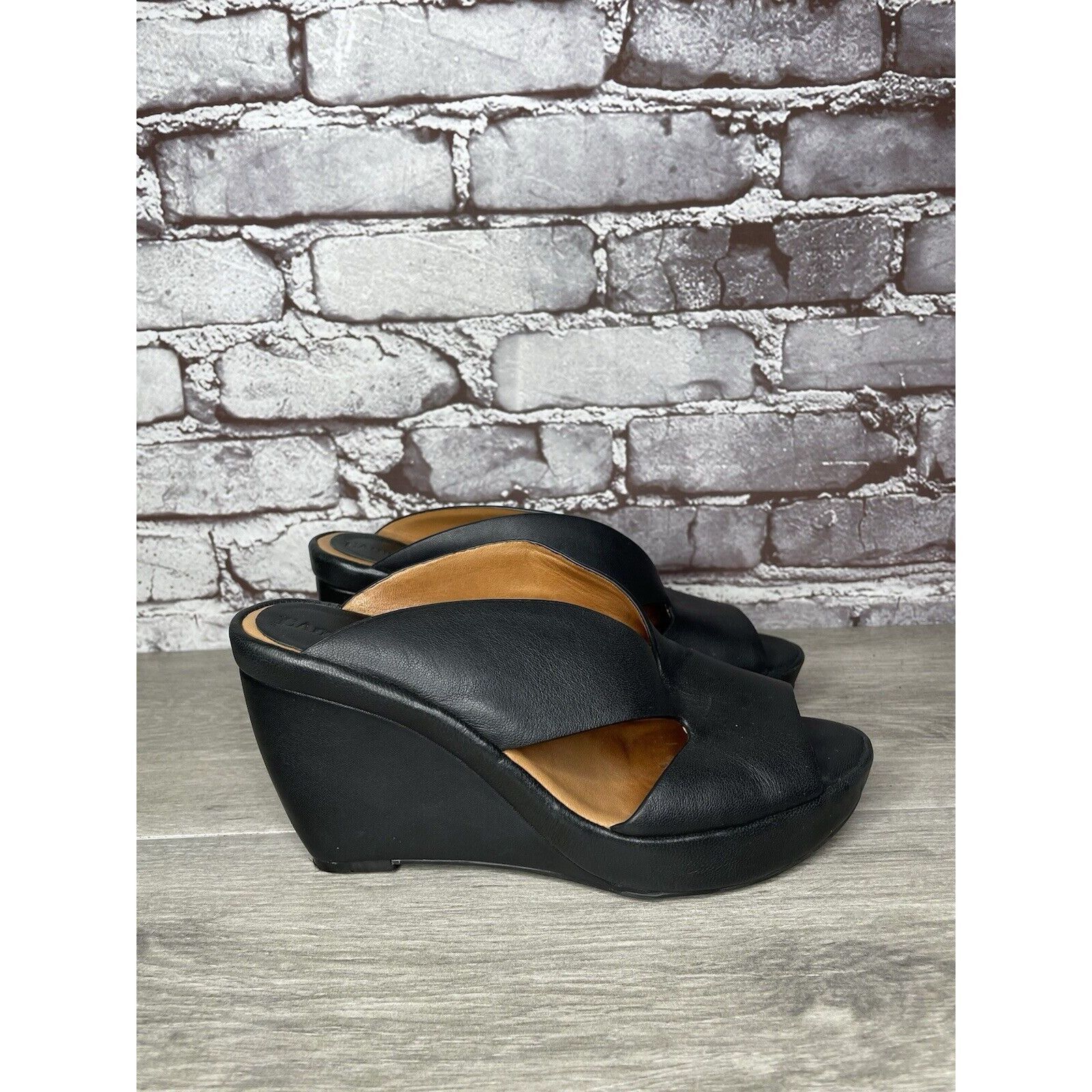 Other L'Amour Des Pieds Black Leather Strappy Wedge Open Toe Sanda Size US 7 / IT 37 - 15 Thumbnail