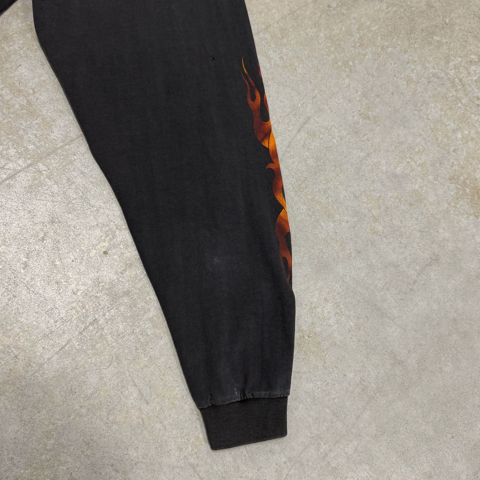 Harley Davidson 1999 Harley Davidson Flame Longsleeve Australia Size US L / EU 52-54 / 3 - 6 Thumbnail