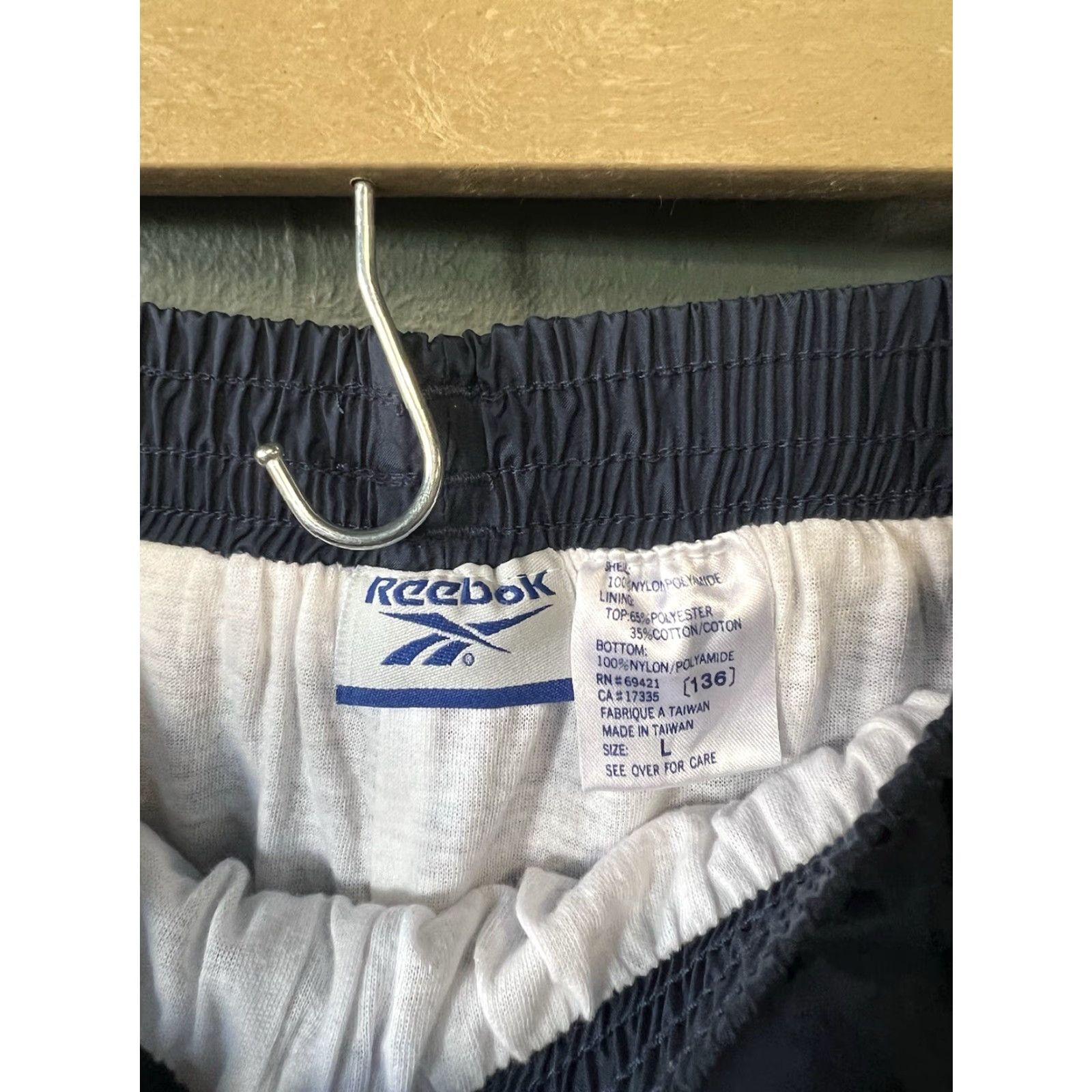 Reebok VINTAGE Reebok Womens Swishy Track Jogger Sweatpants Pants Blue L Sweatpants Womens L Blue Swishy Track Jogger Vintage Reebok Size 36" / US 14 / IT 50 - 3 Thumbnail